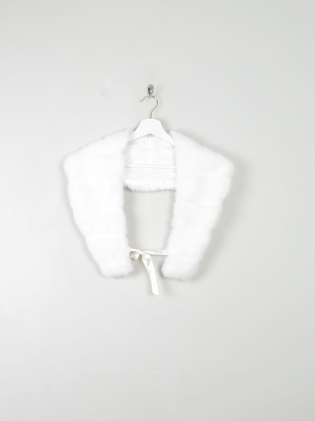 Winter White Faux Fur Stole Collar - The Harlequin