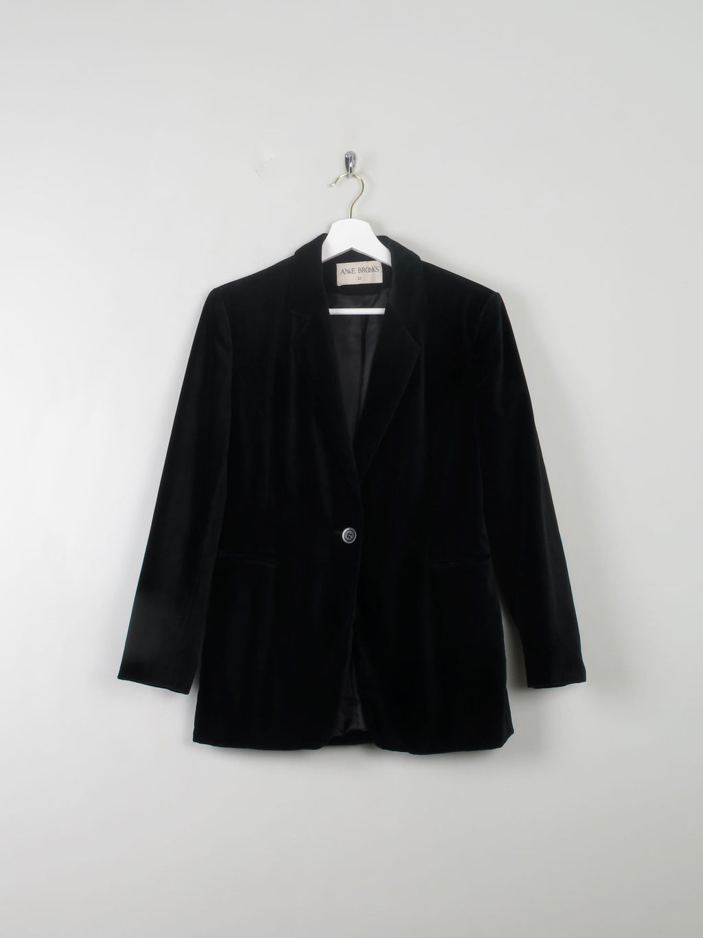 Women's Anne Brooks Vintage Black Velvet Jacket S/10 - The Harlequin