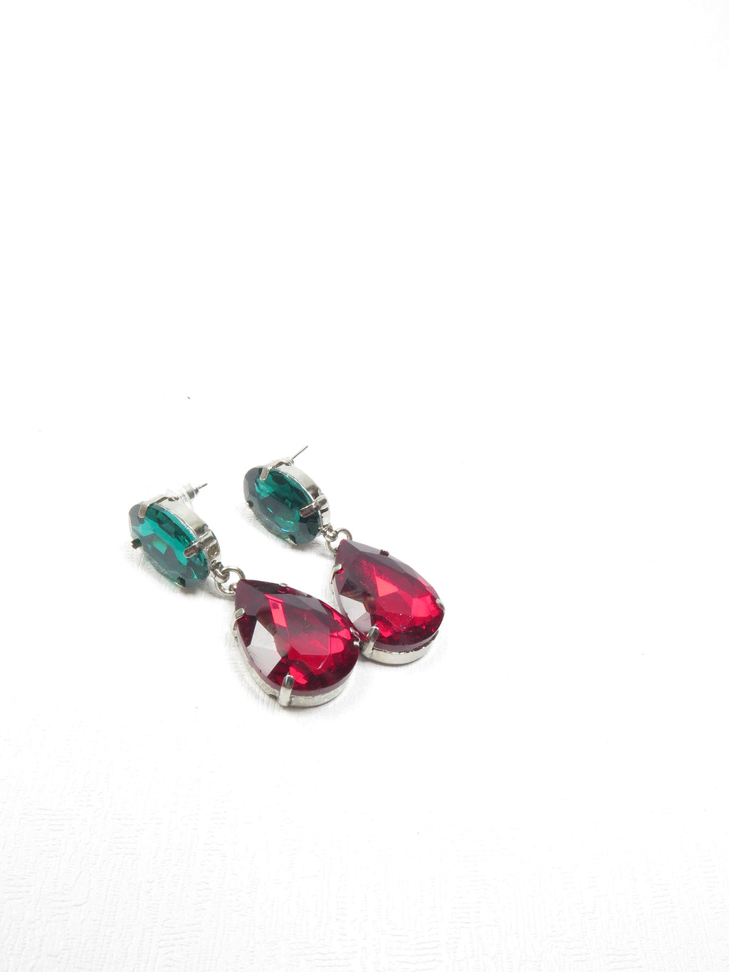 Vintage Style Drop Green & Red Earrings - The Harlequin