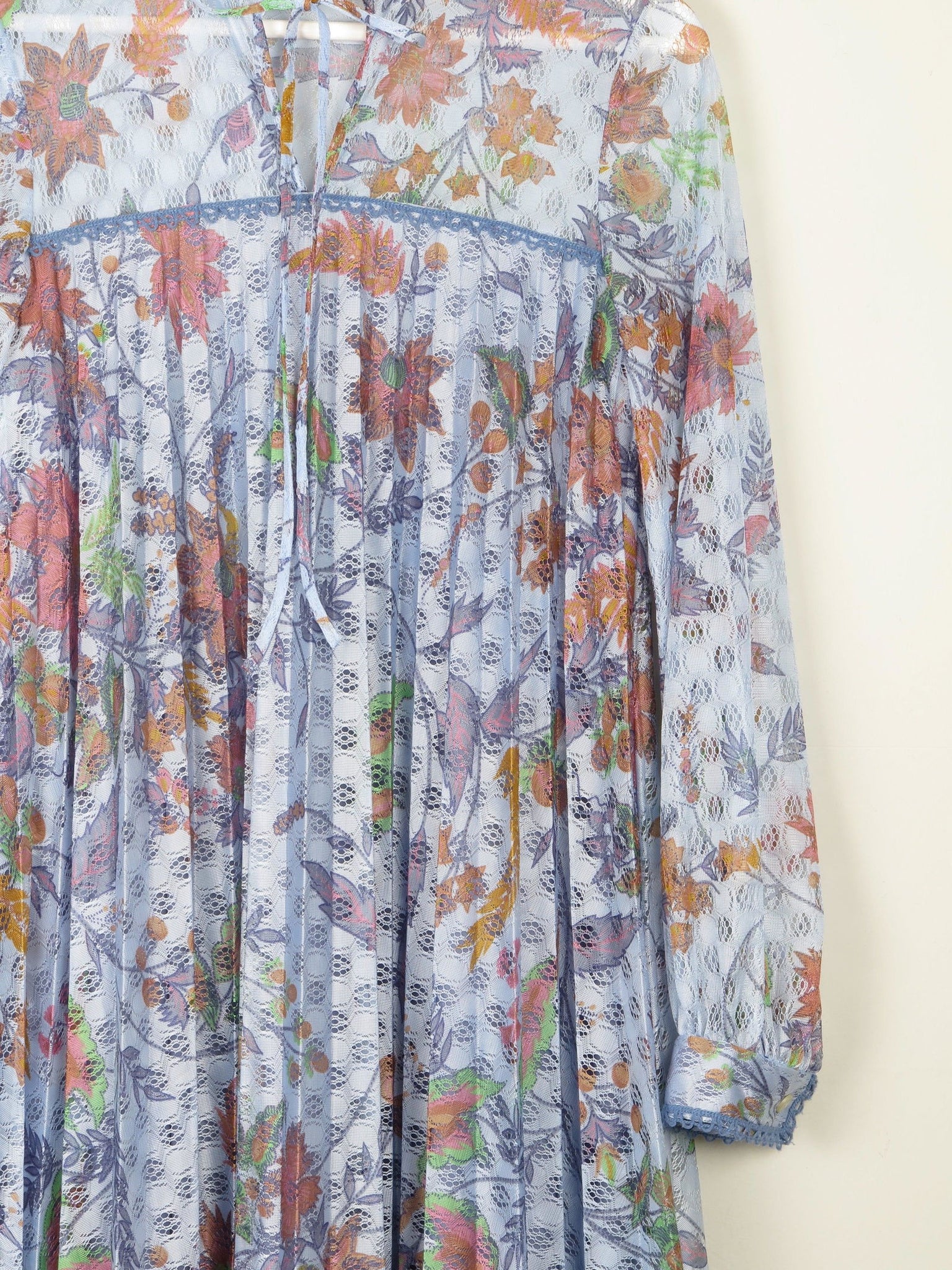 1970s Vintage Dress Printed Blue Lace Jintys S - The Harlequin