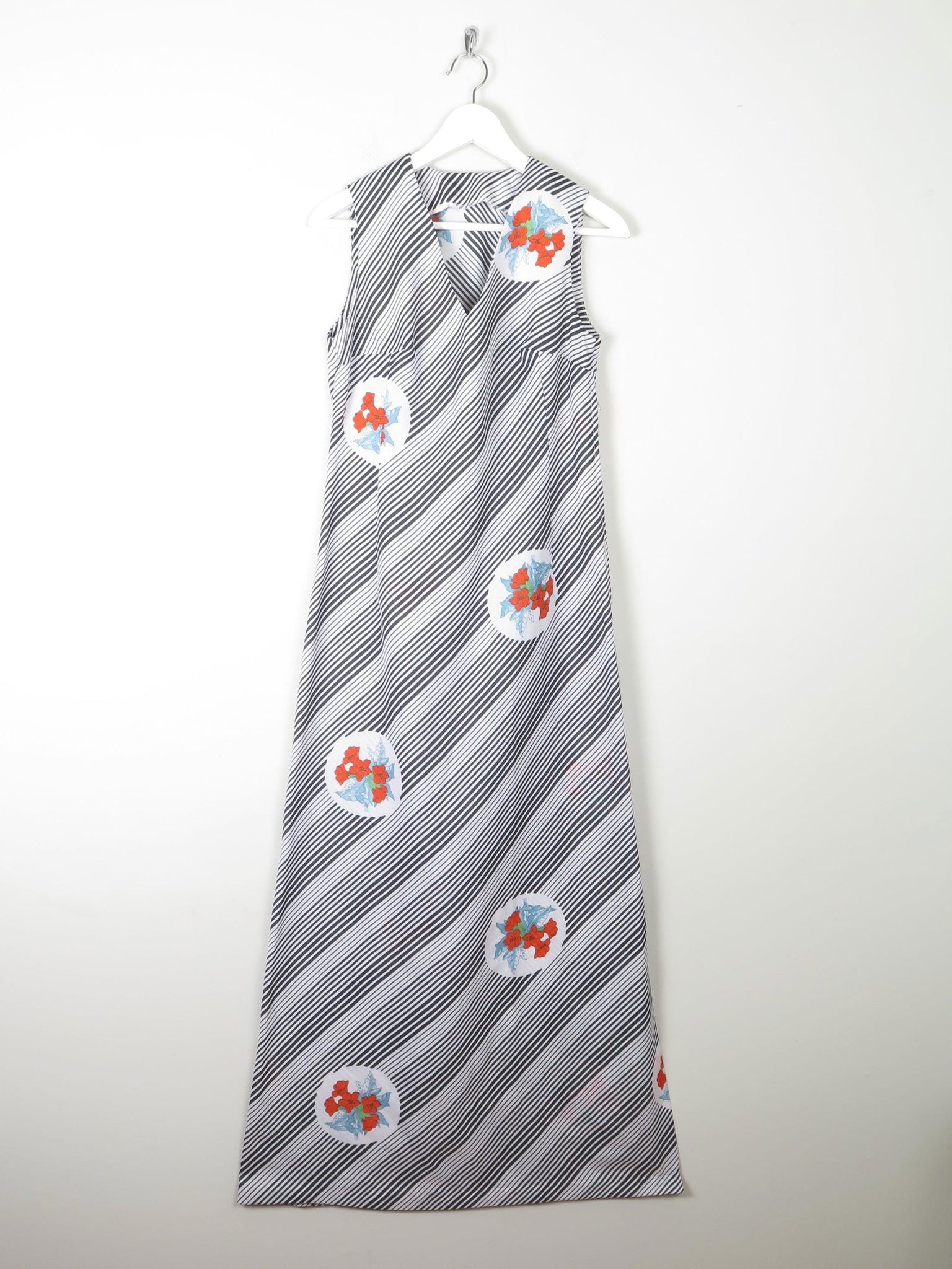 1970s Vintage Printed Maxi Dress S 8/10 - The Harlequin