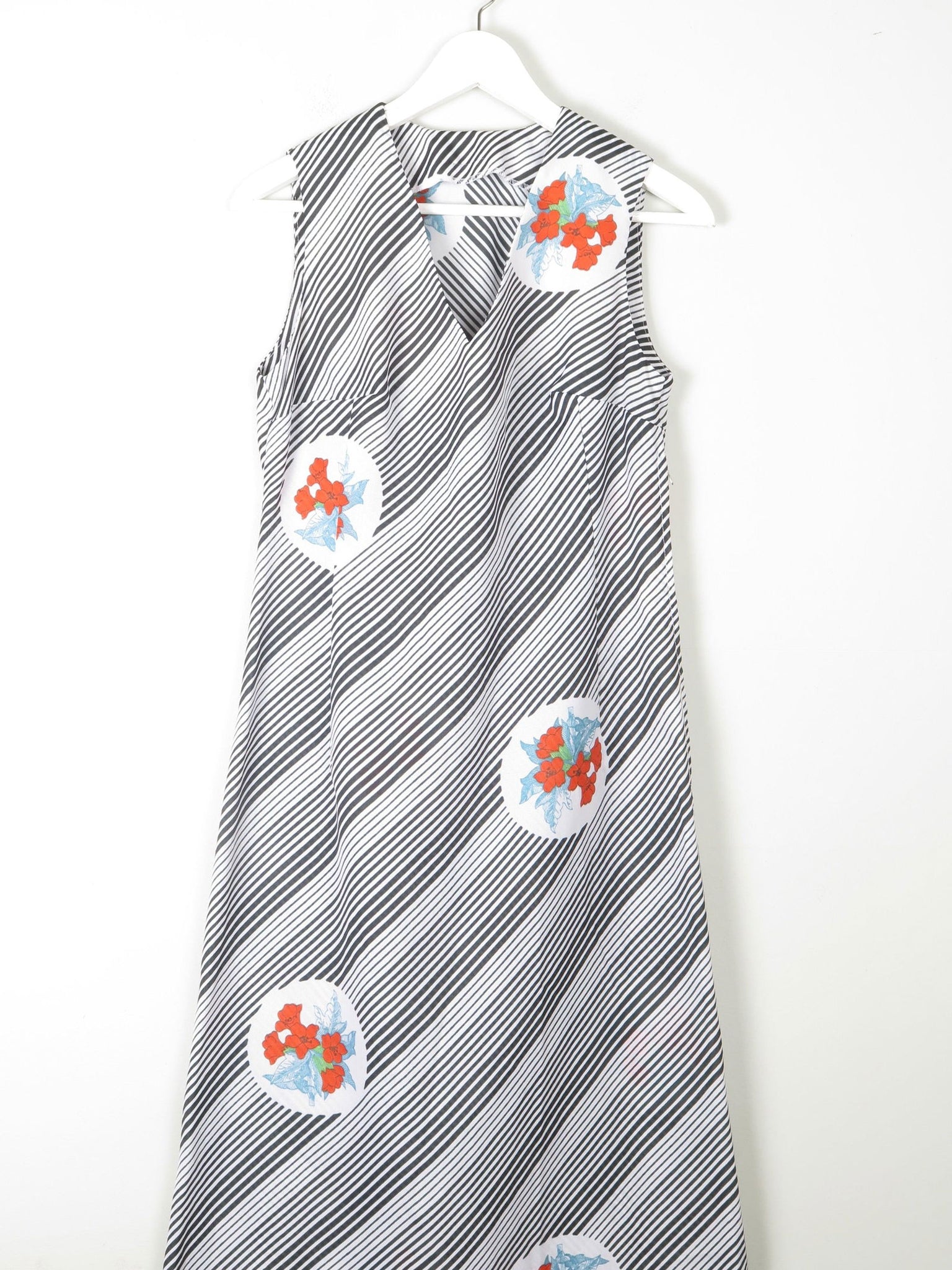 1970s Vintage Printed Maxi Dress S 8/10 - The Harlequin