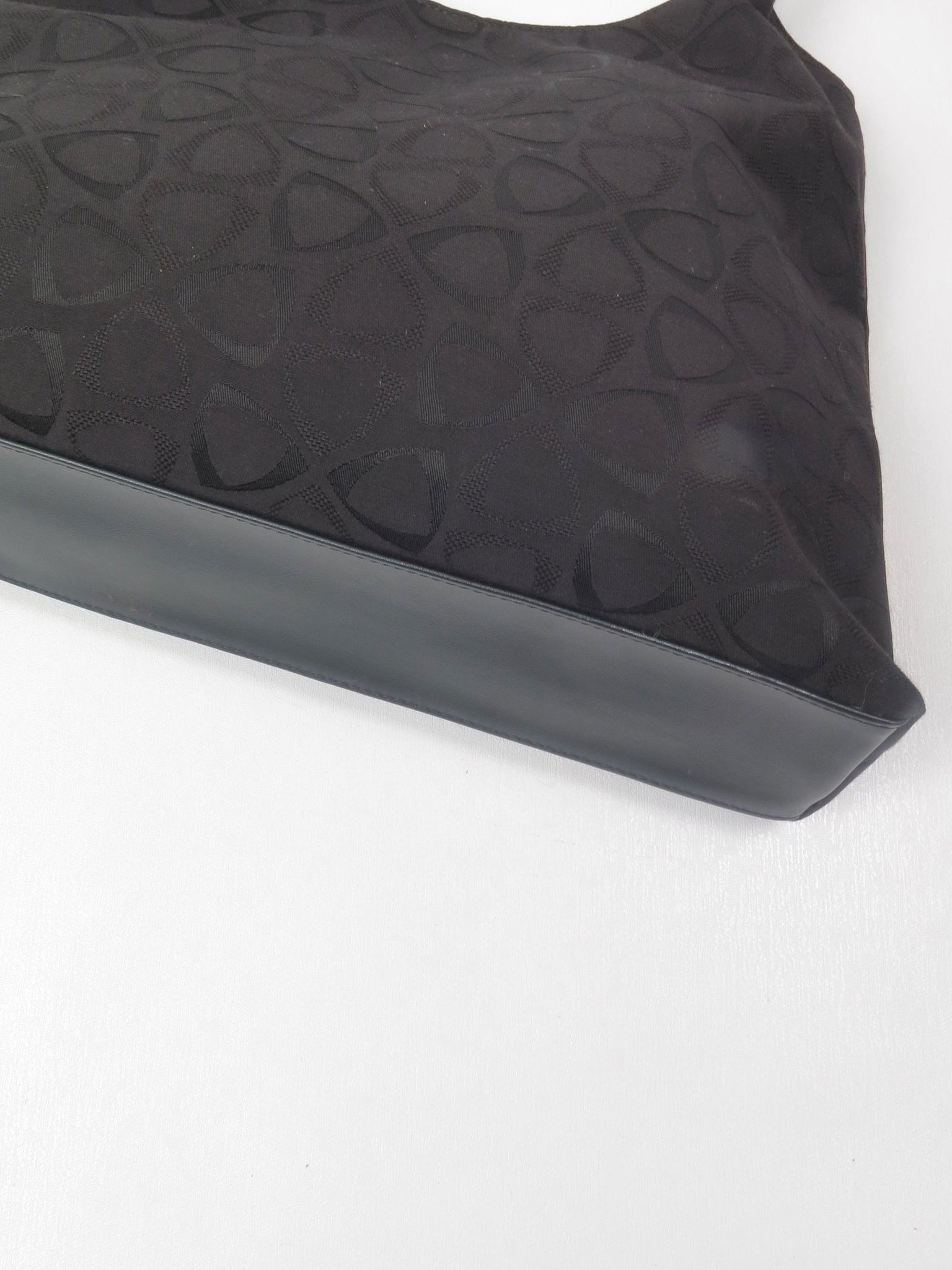 1990s Vintage Black Liz Claiborne Fabric Embossed Shoulder Bag - The Harlequin