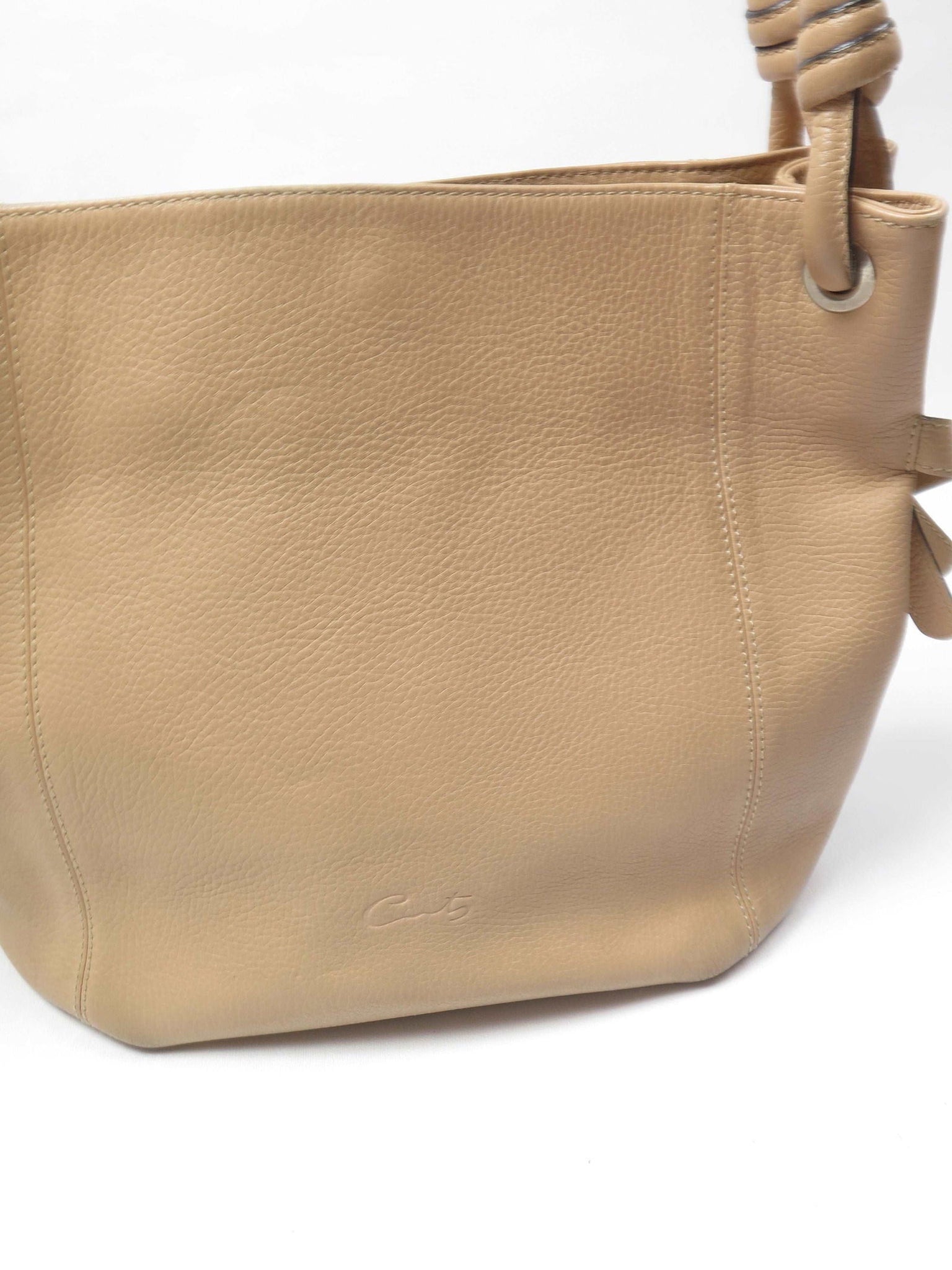 Beige Large Vintage Leather Hobo Bag - The Harlequin