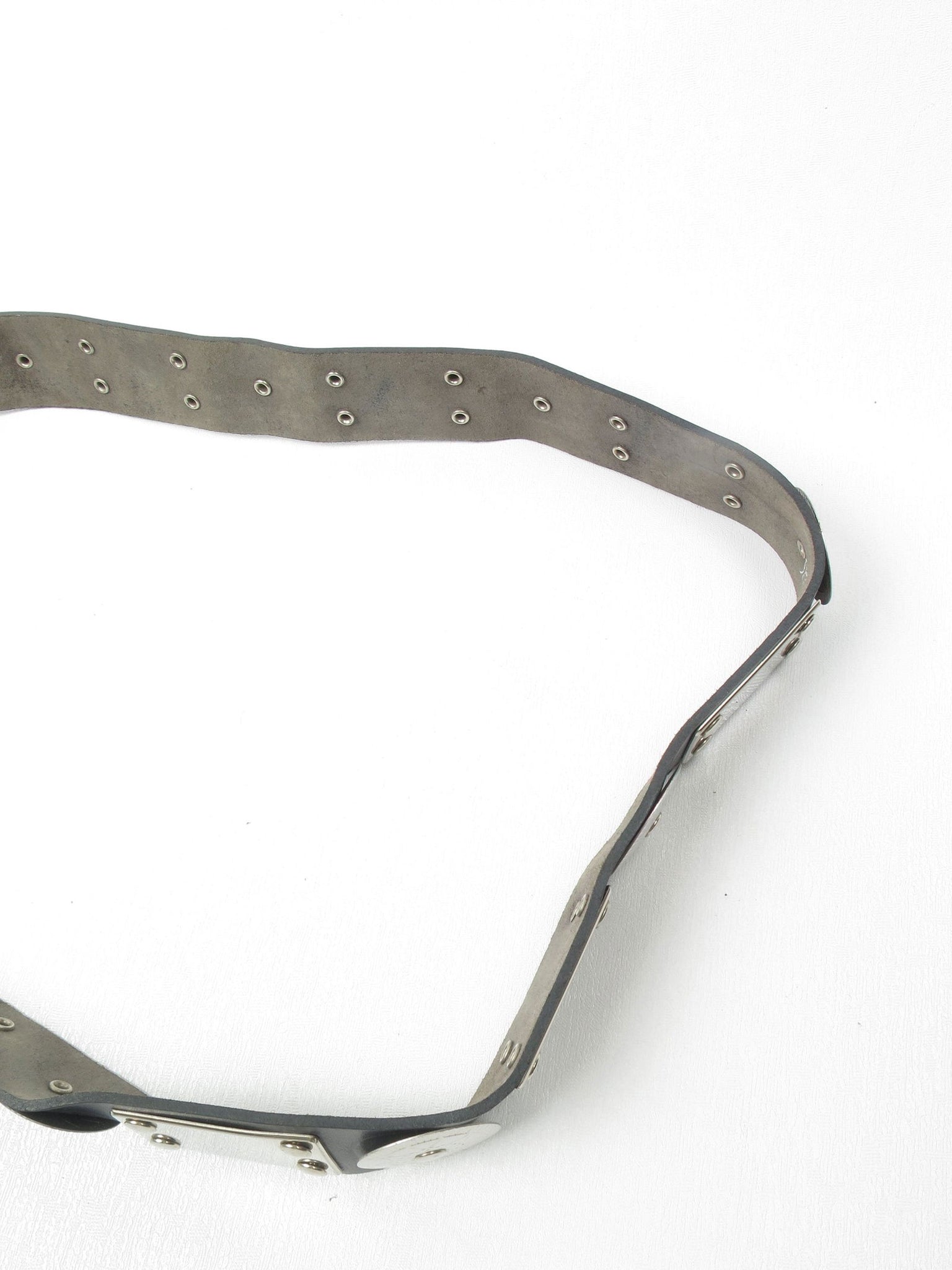Black Leather Vintage Belt With Silver Metal Pieces M/L - The Harlequin