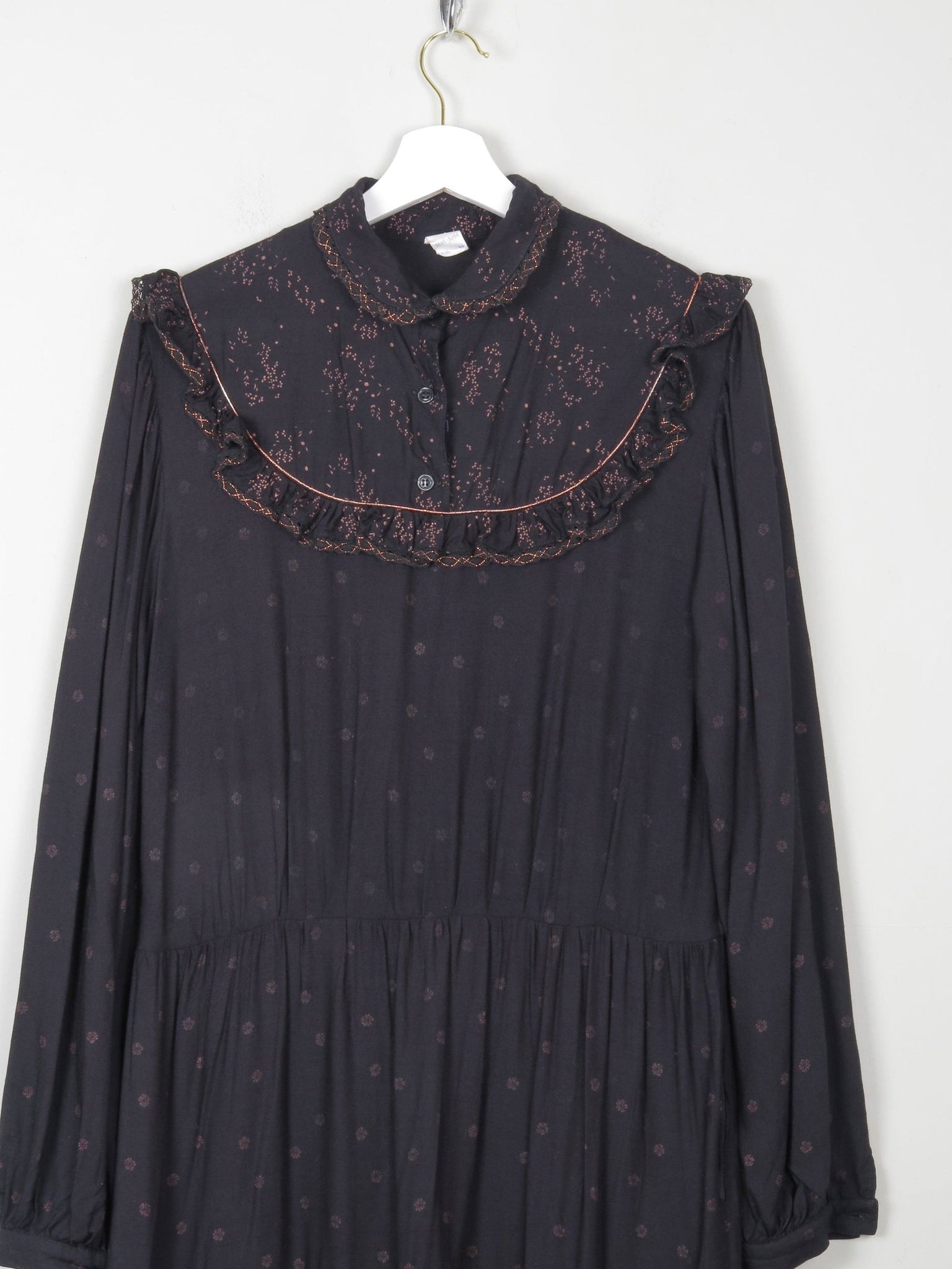 Black Vintage 1970s Prairie Style Midi Dress M/L - The Harlequin