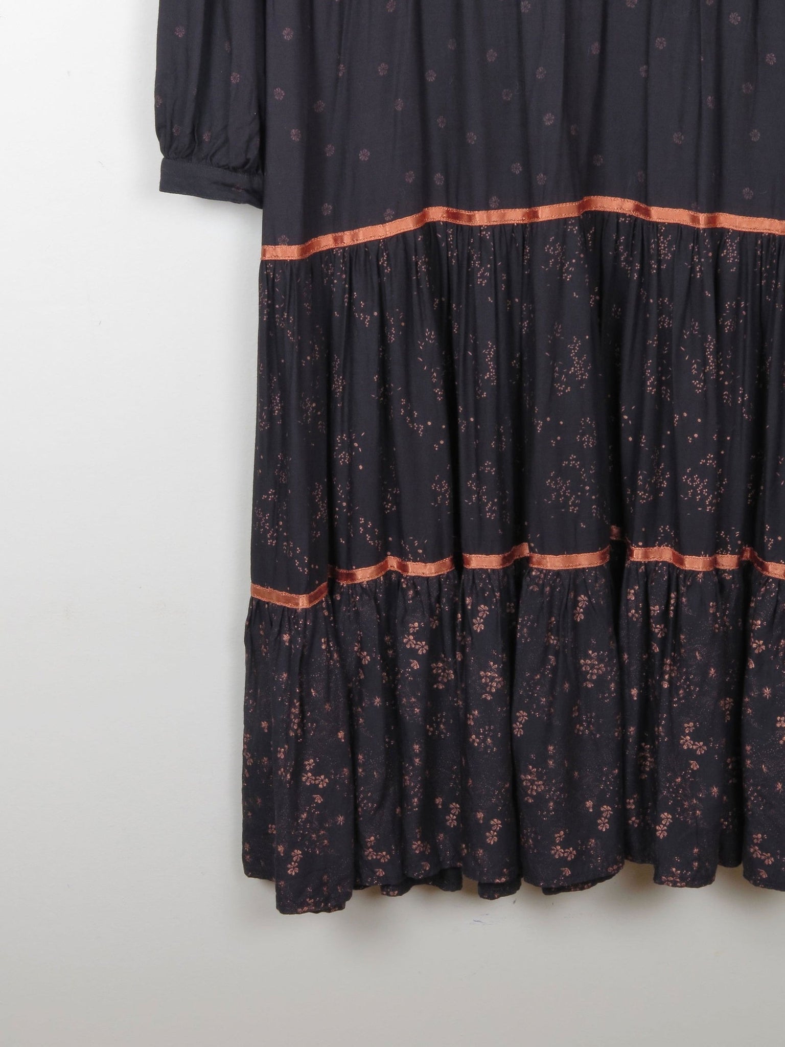 Black Vintage 1970s Prairie Style Midi Dress M/L - The Harlequin