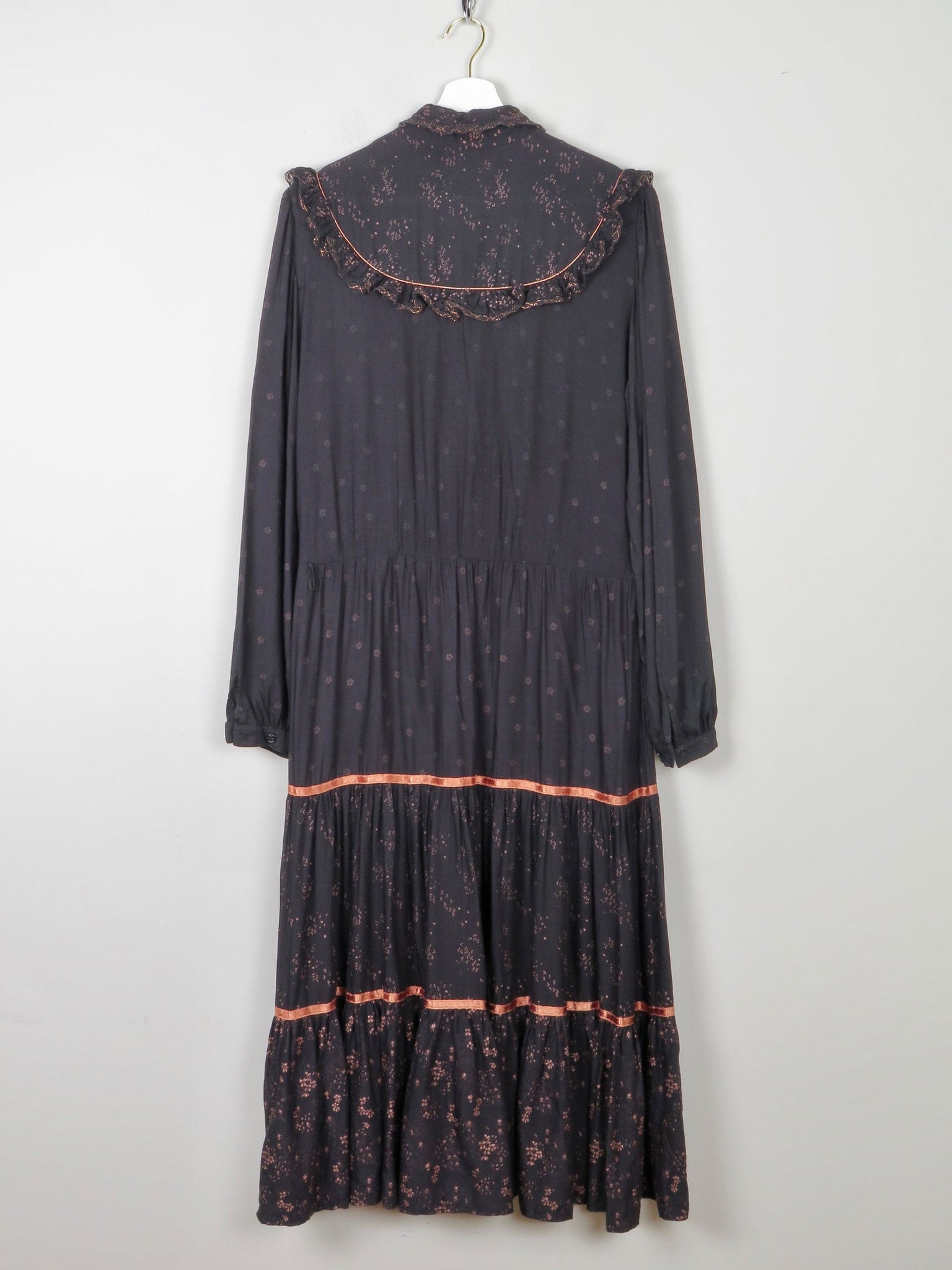 Black Vintage 1970s Prairie Style Midi Dress M/L - The Harlequin
