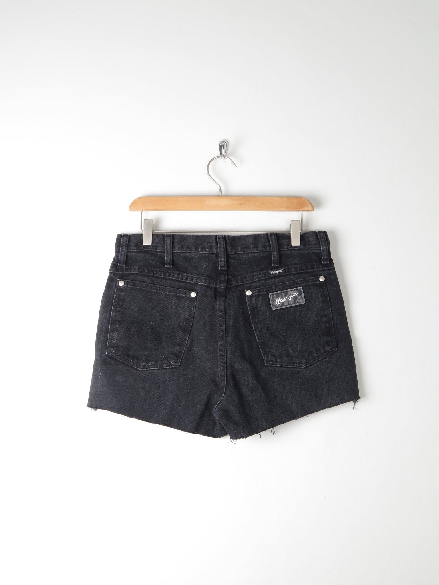 Black Vintage Denim Wrangler Shorts 31" 10 - The Harlequin