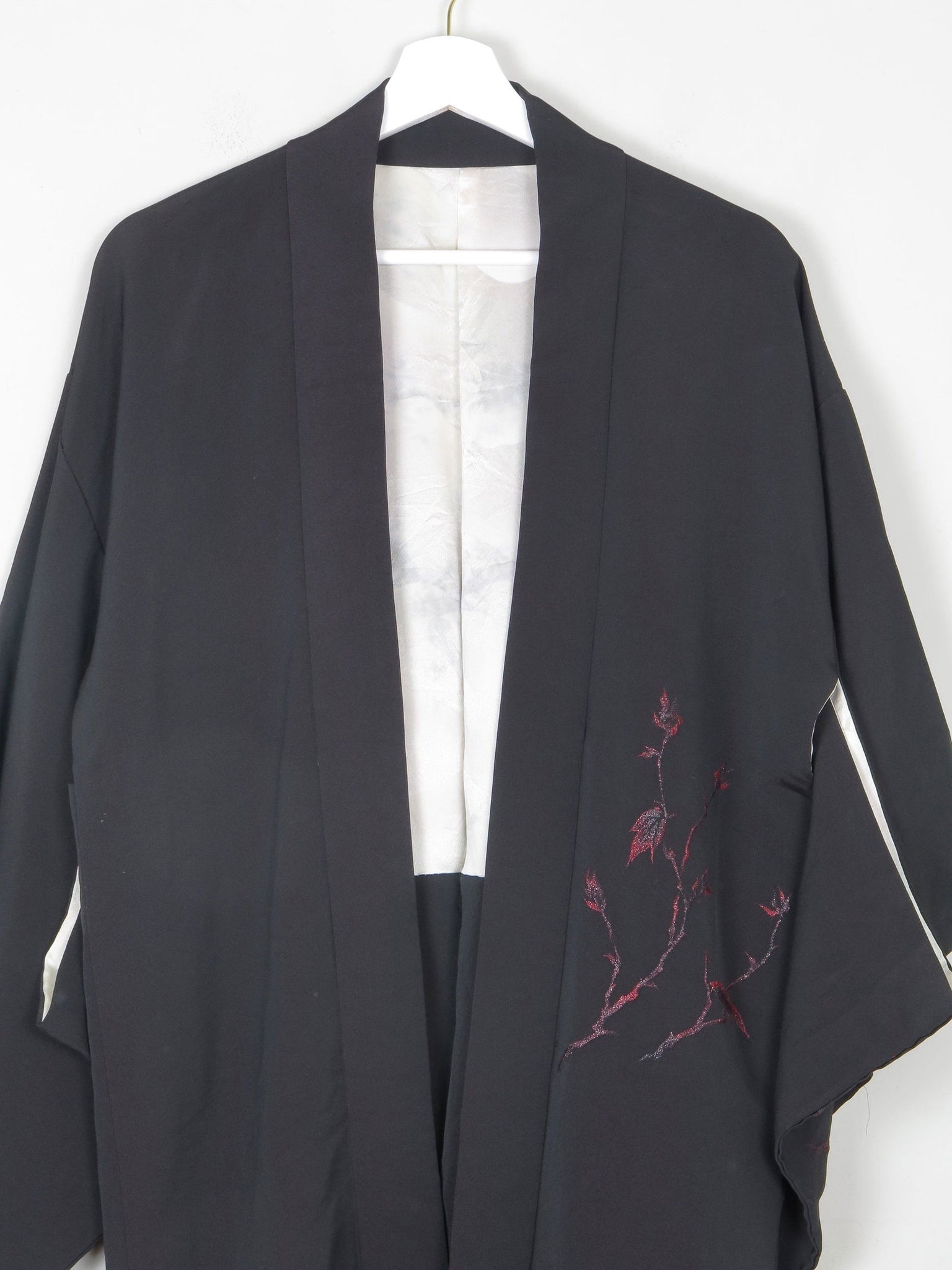 Black Vintage Kimono With Red Motifs S/M - The Harlequin