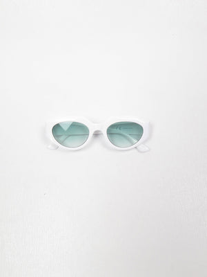 Edgy All Day Vintage Style Sunglasses - The Harlequin