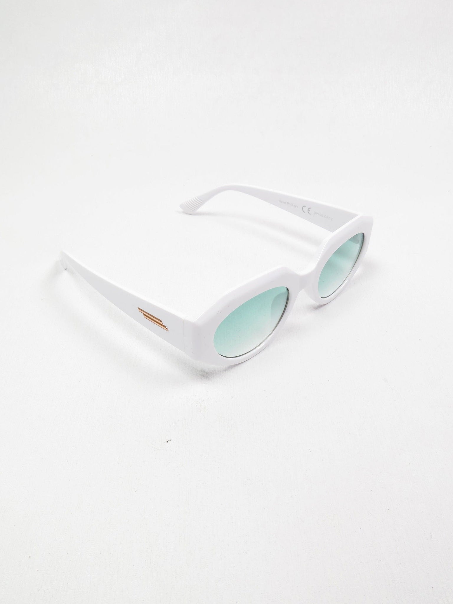 Edgy All Day Vintage Style Sunglasses - The Harlequin