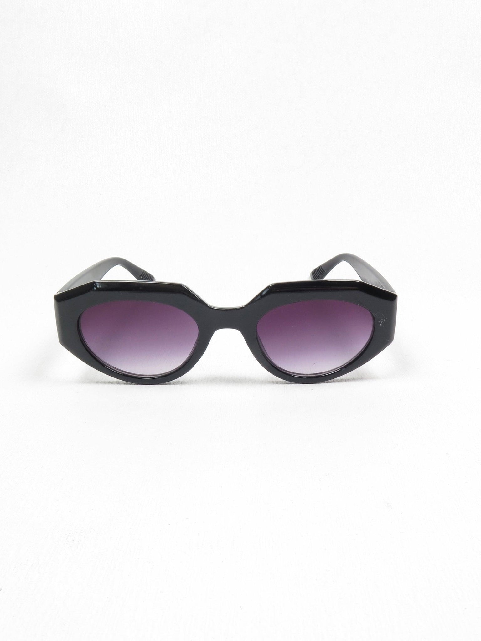 Edgy All Day Vintage Style Sunglasses - The Harlequin