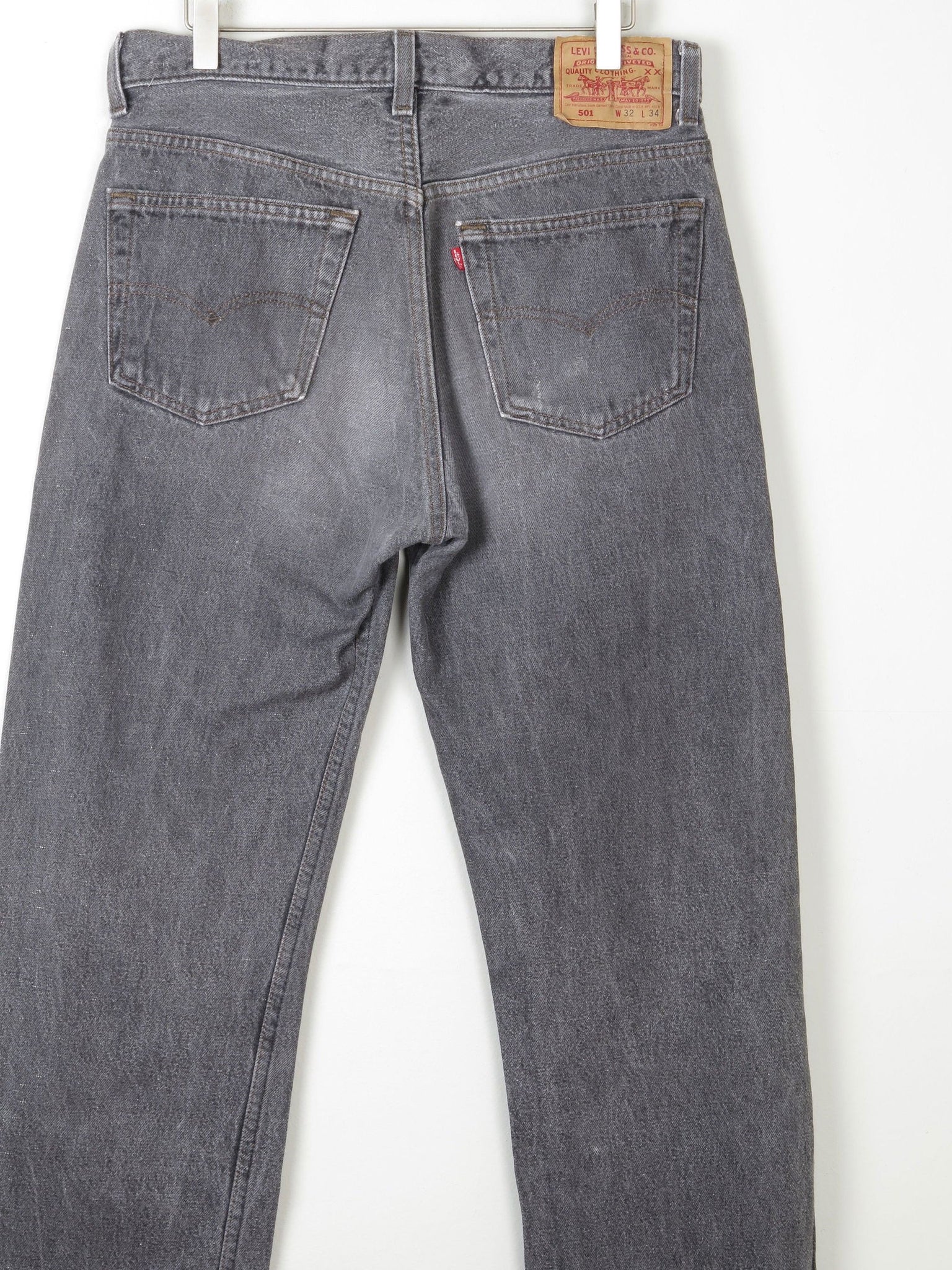 Grey Vintage Levi's Jeans 501s 32" - The Harlequin