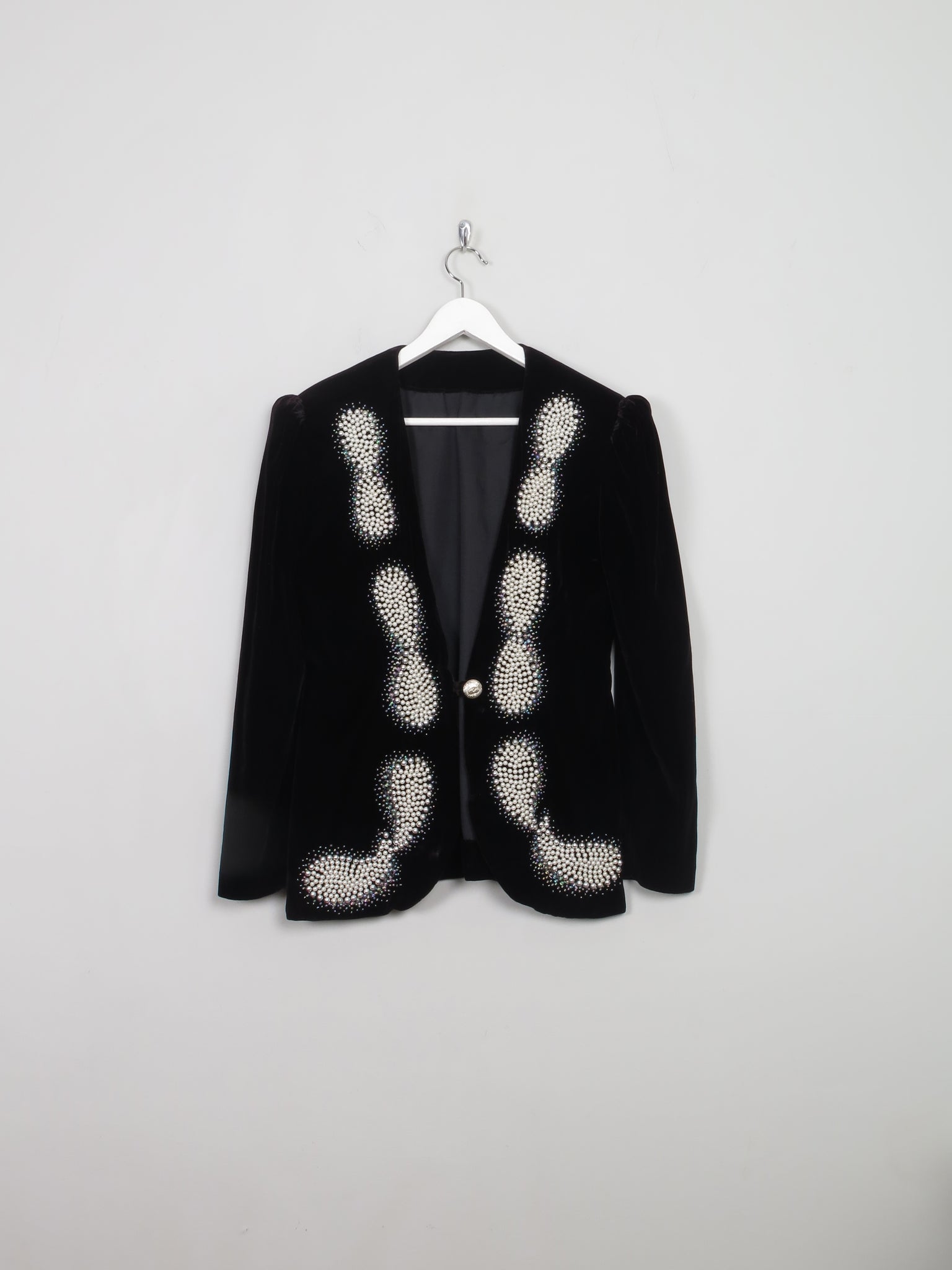 Women's Vintage Black Velvet Jacket With Pearls M