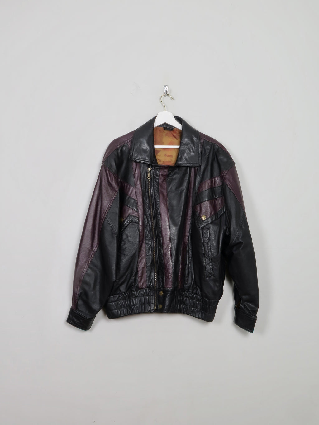 Men's Vintage Leather Bomber Jacket M - The Harlequin