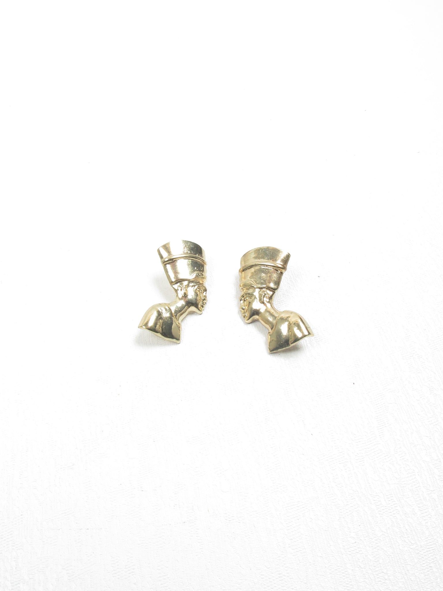 Women's Vintage Gold Metal Egyptian Queen Earrings