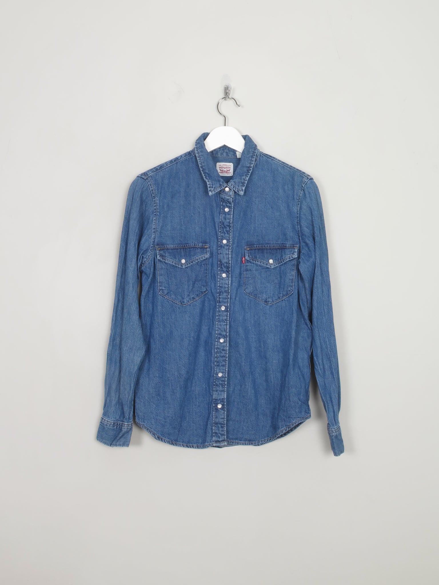 Women's Fitted Vintage Levi's Denim Shirt S/M