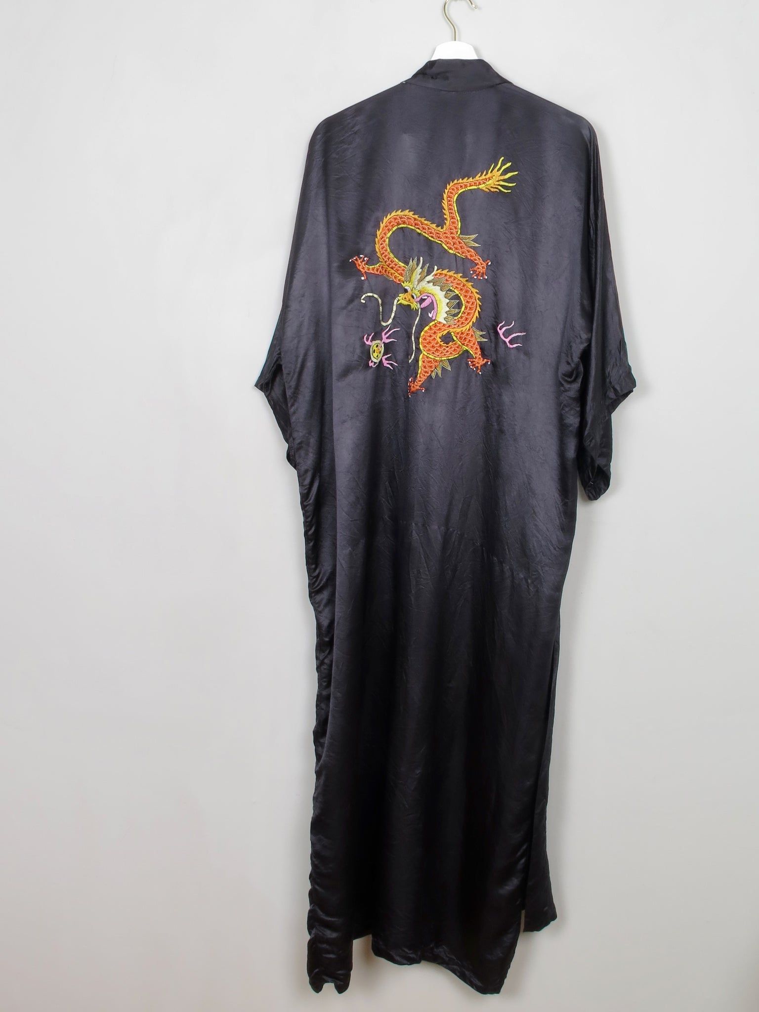 Vintage Black Silk Embroidered Kimono Dressing Gown S-L - The Harlequin