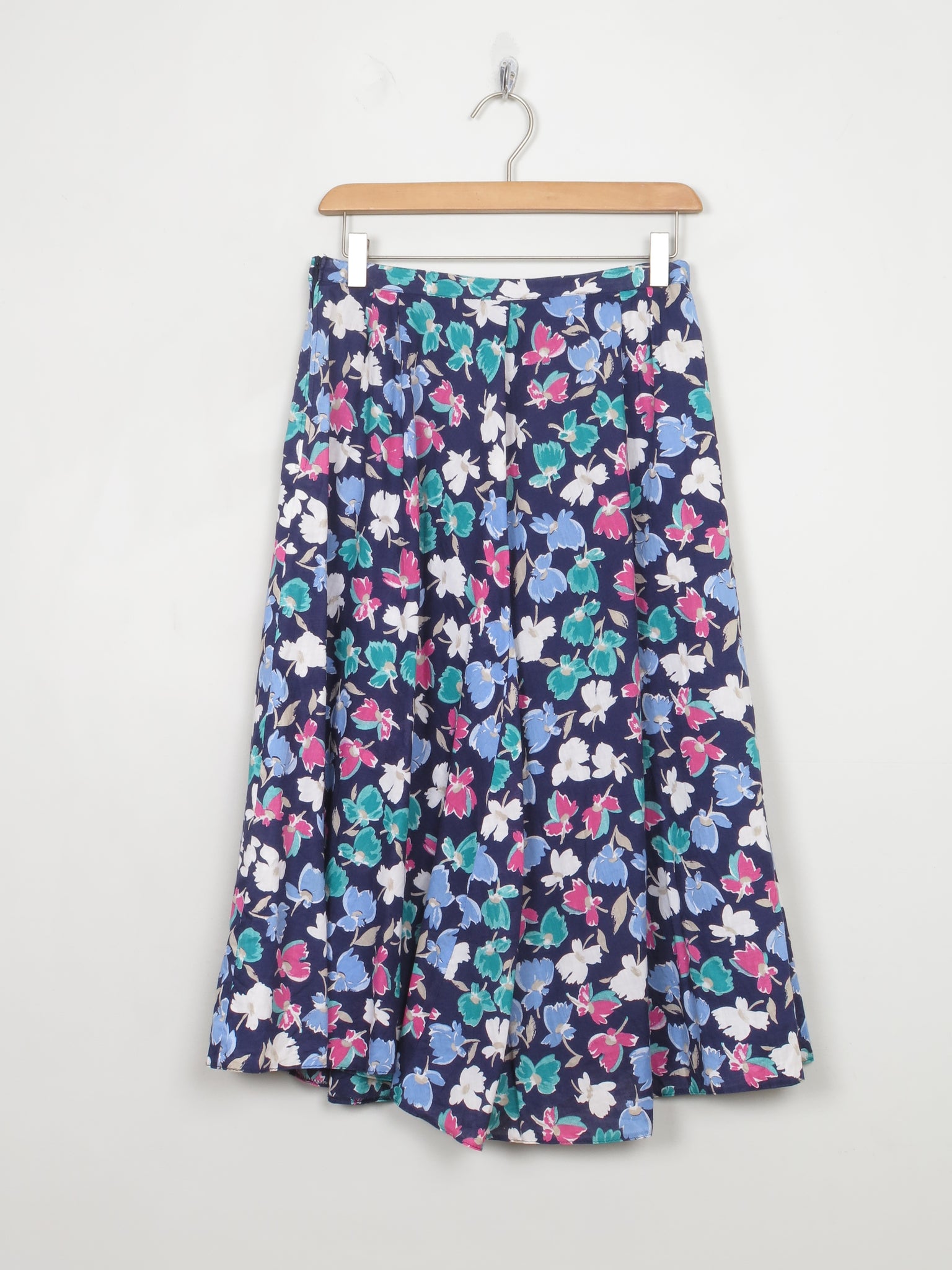 Vintage Blue Floral Skirt 27" W - The Harlequin