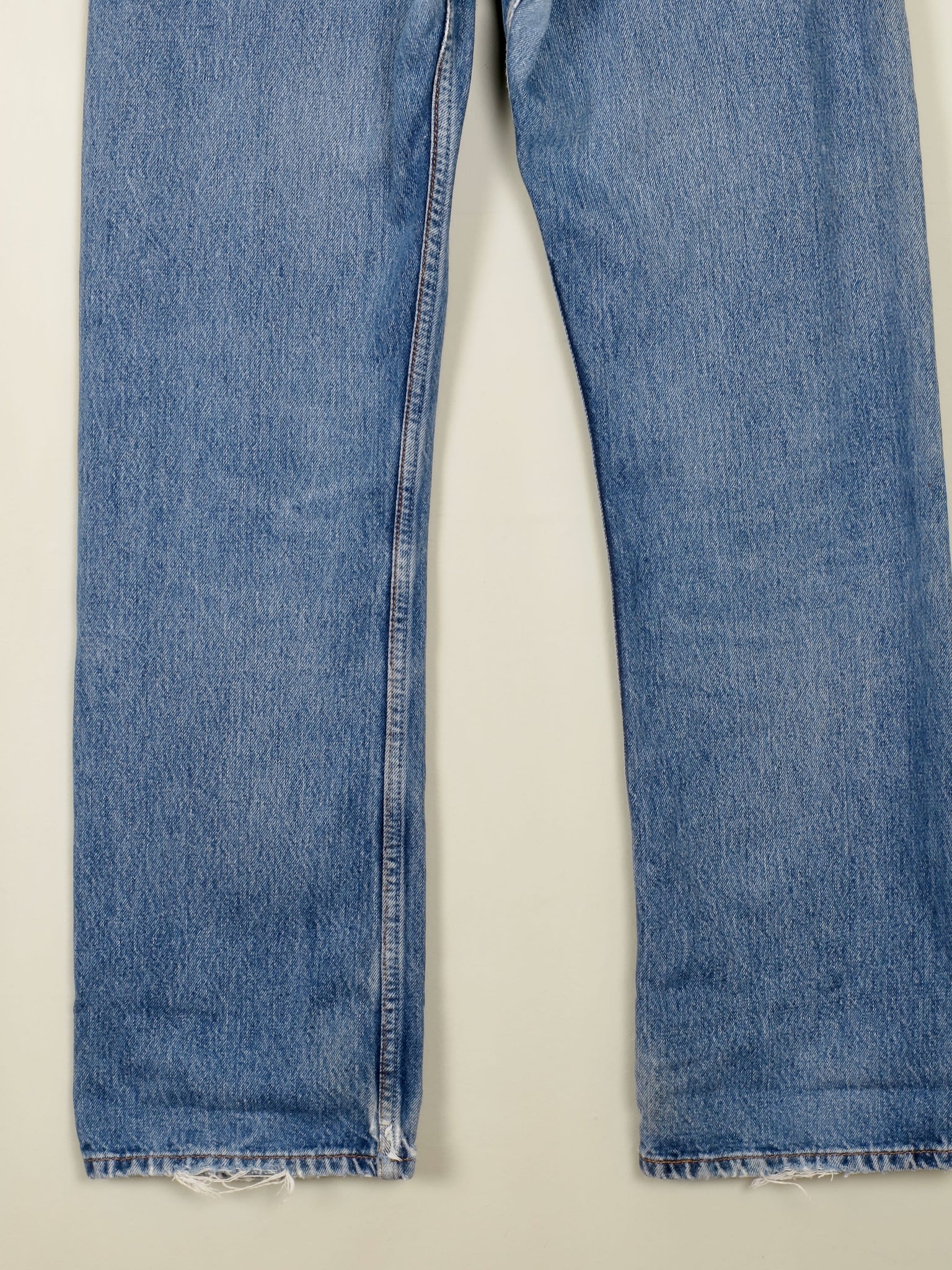 Men's Vintage Blue Levi’s Jeans 30/30 Relaxed  Fit