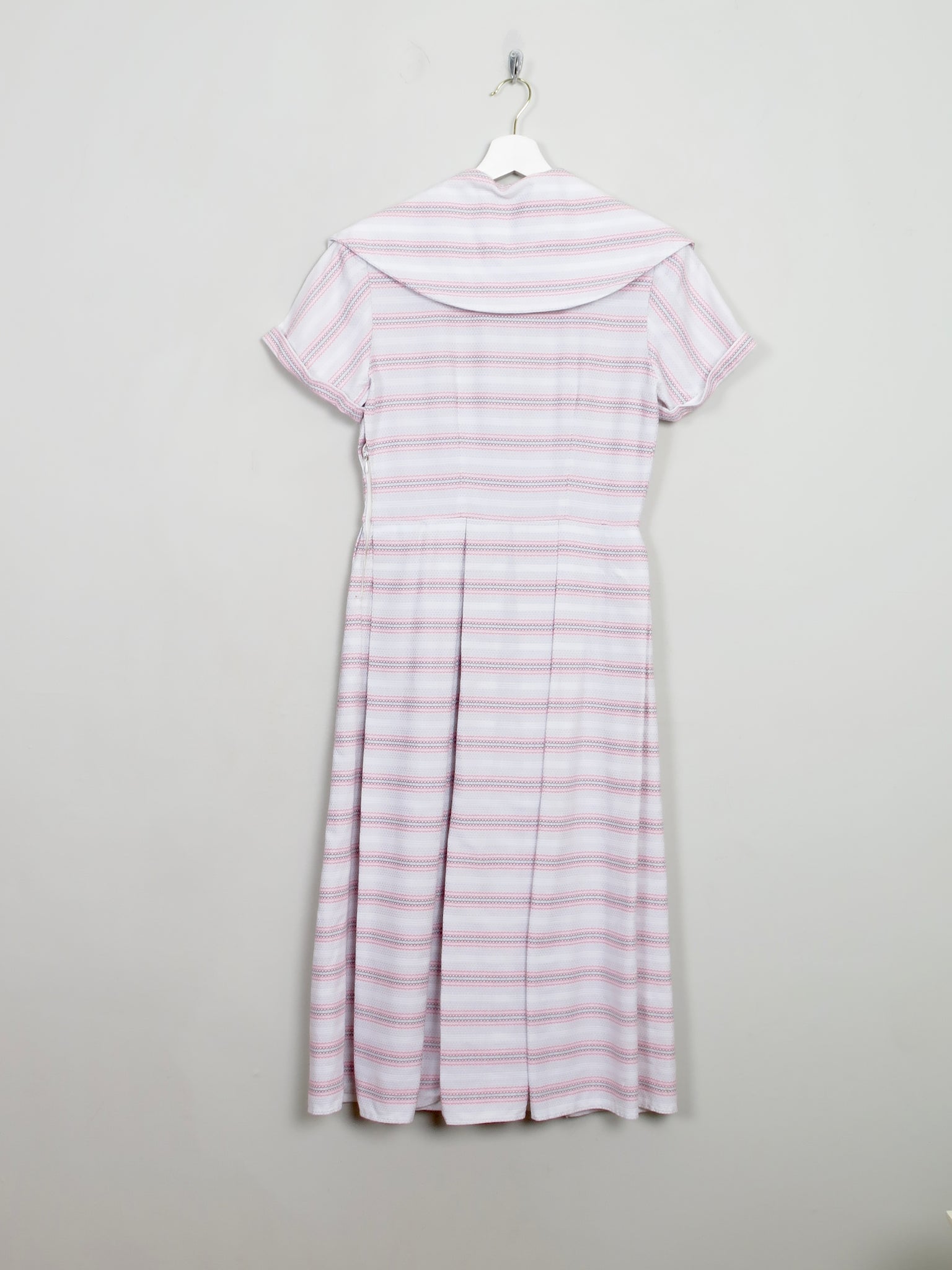Vintage 1950s White Patterned Day Dress XS/S