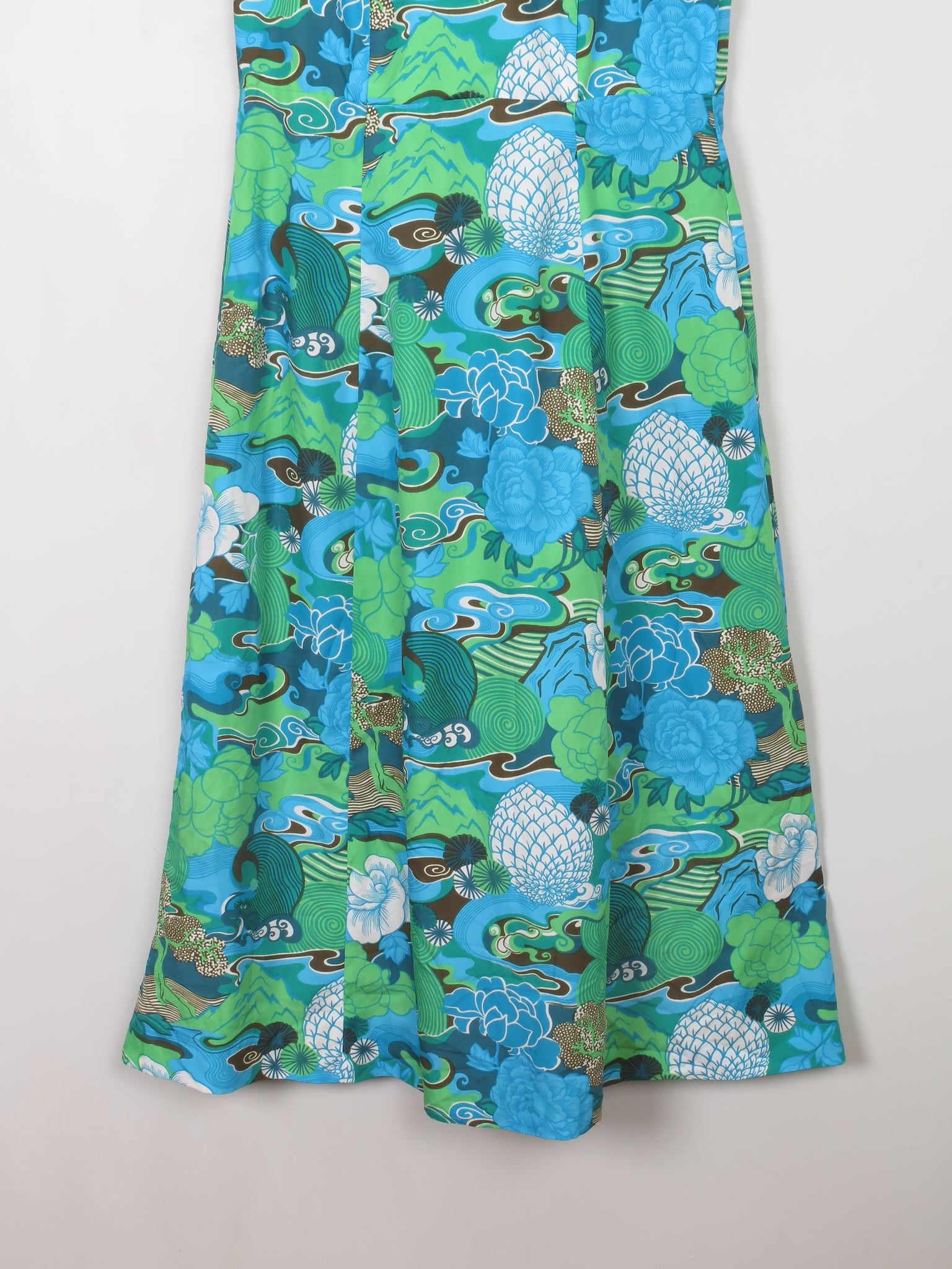 Vintage Green Printed 1970s Dress 14 - The Harlequin