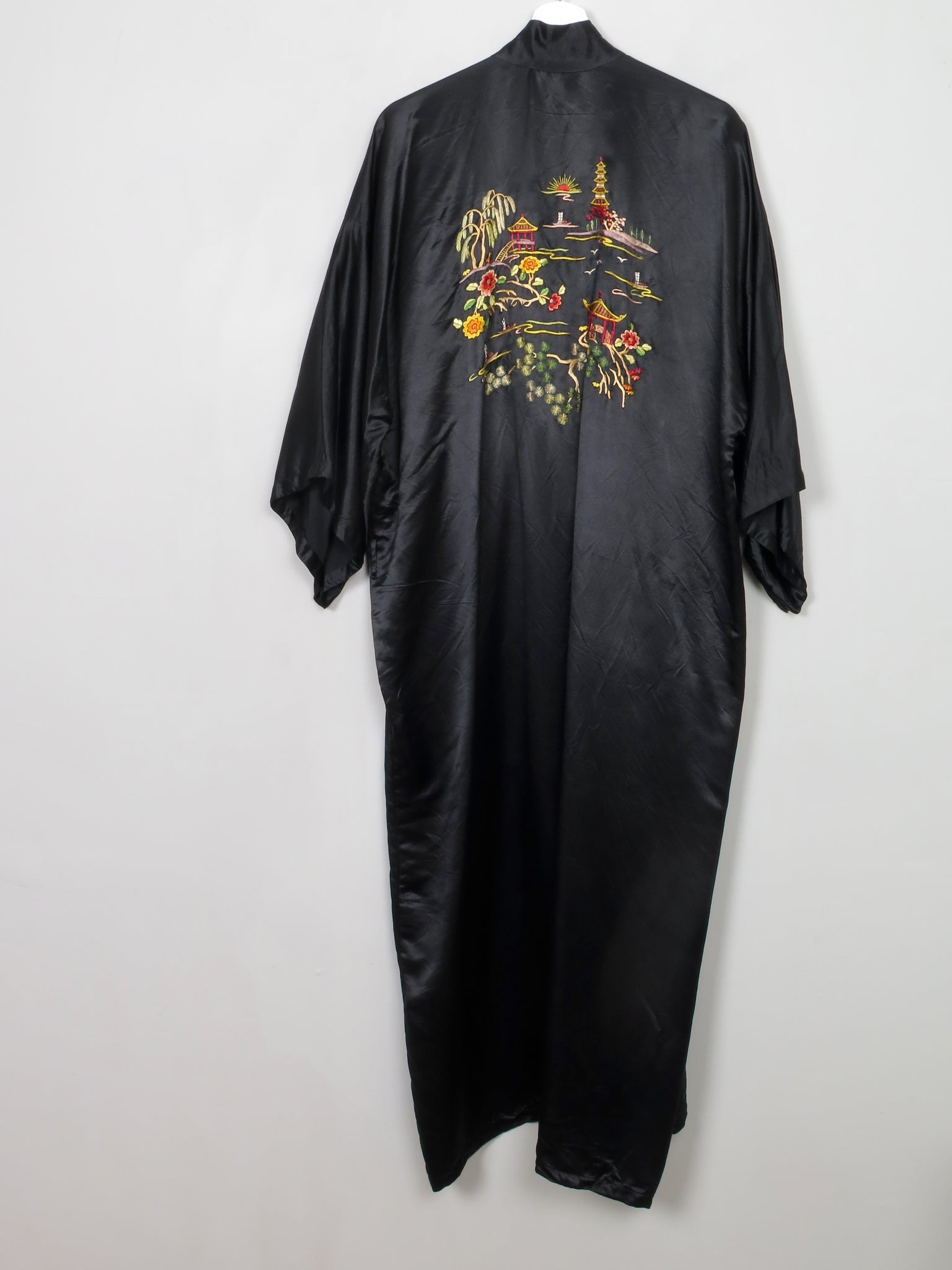 Women's Vintage Silk Embroidered Chiese Dressing Gown S/M/L
