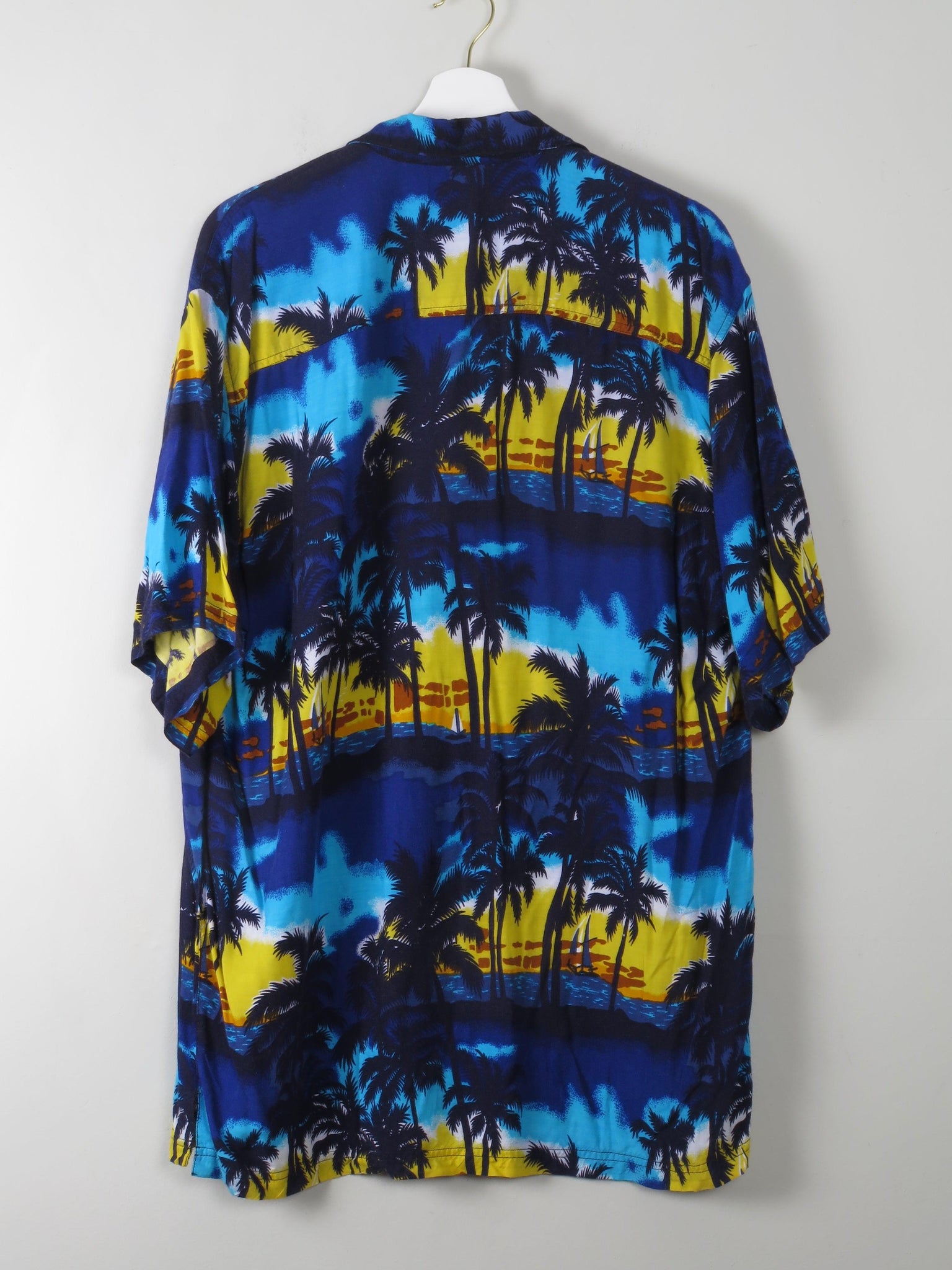 Men's Vintage Hawaiian Shirt XL - The Harlequin