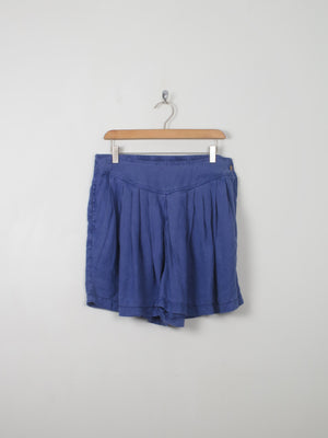 Women's Vintage Lien Blue Shorts M/L - The Harlequin