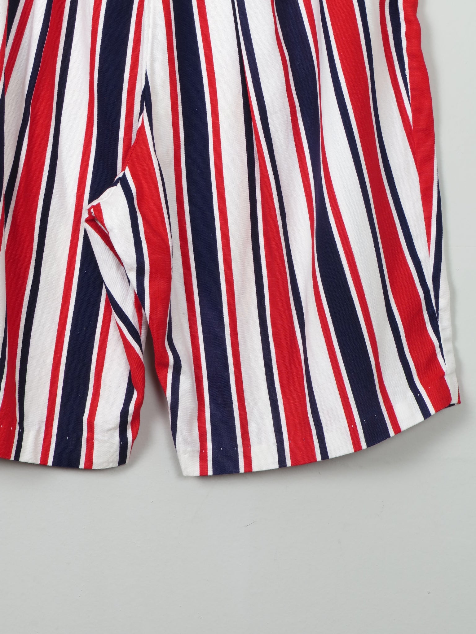 Women's Vintage Striped Shorts M - The Harlequin