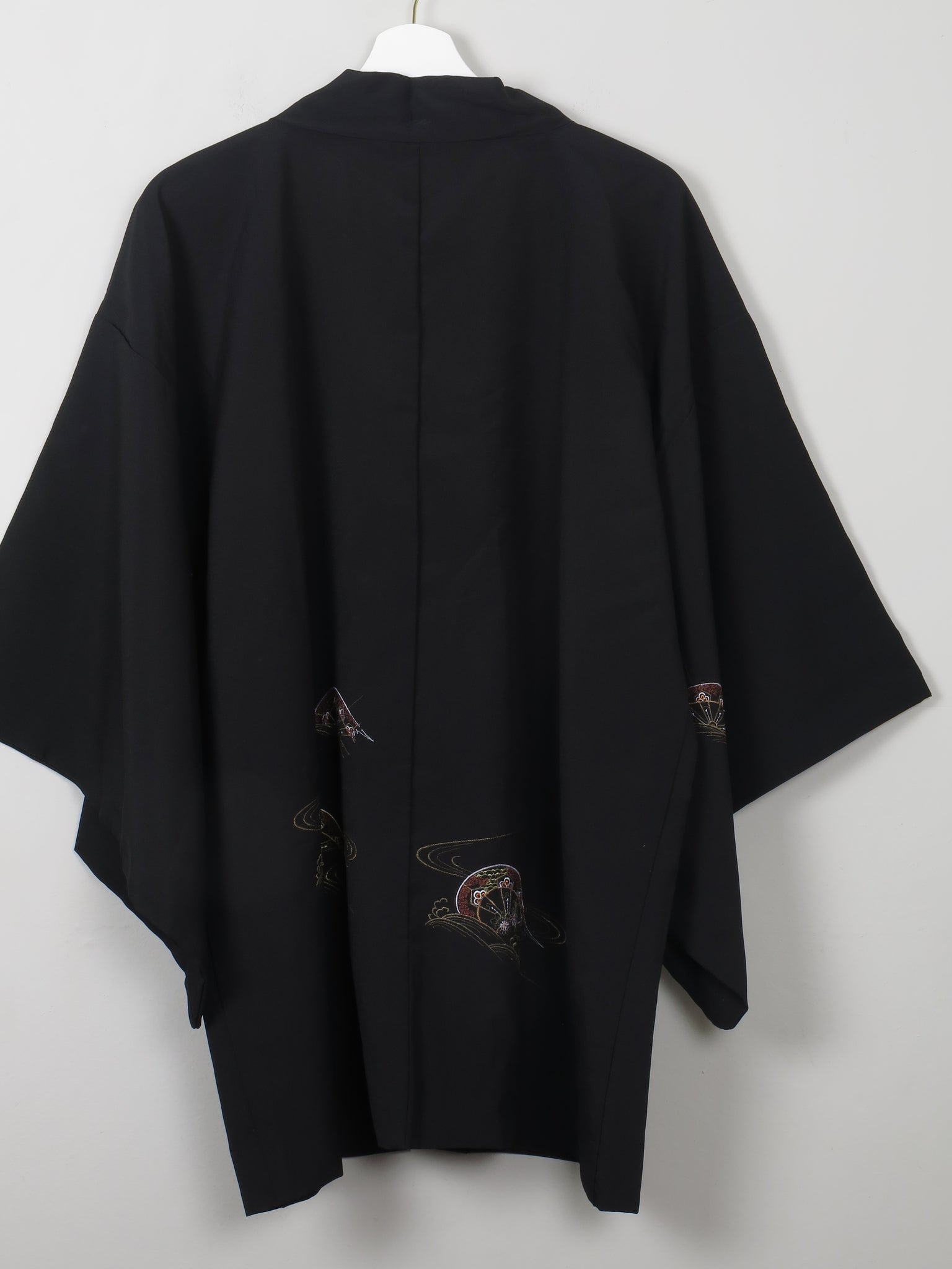 Vintage Black Kimono M - The Harlequin