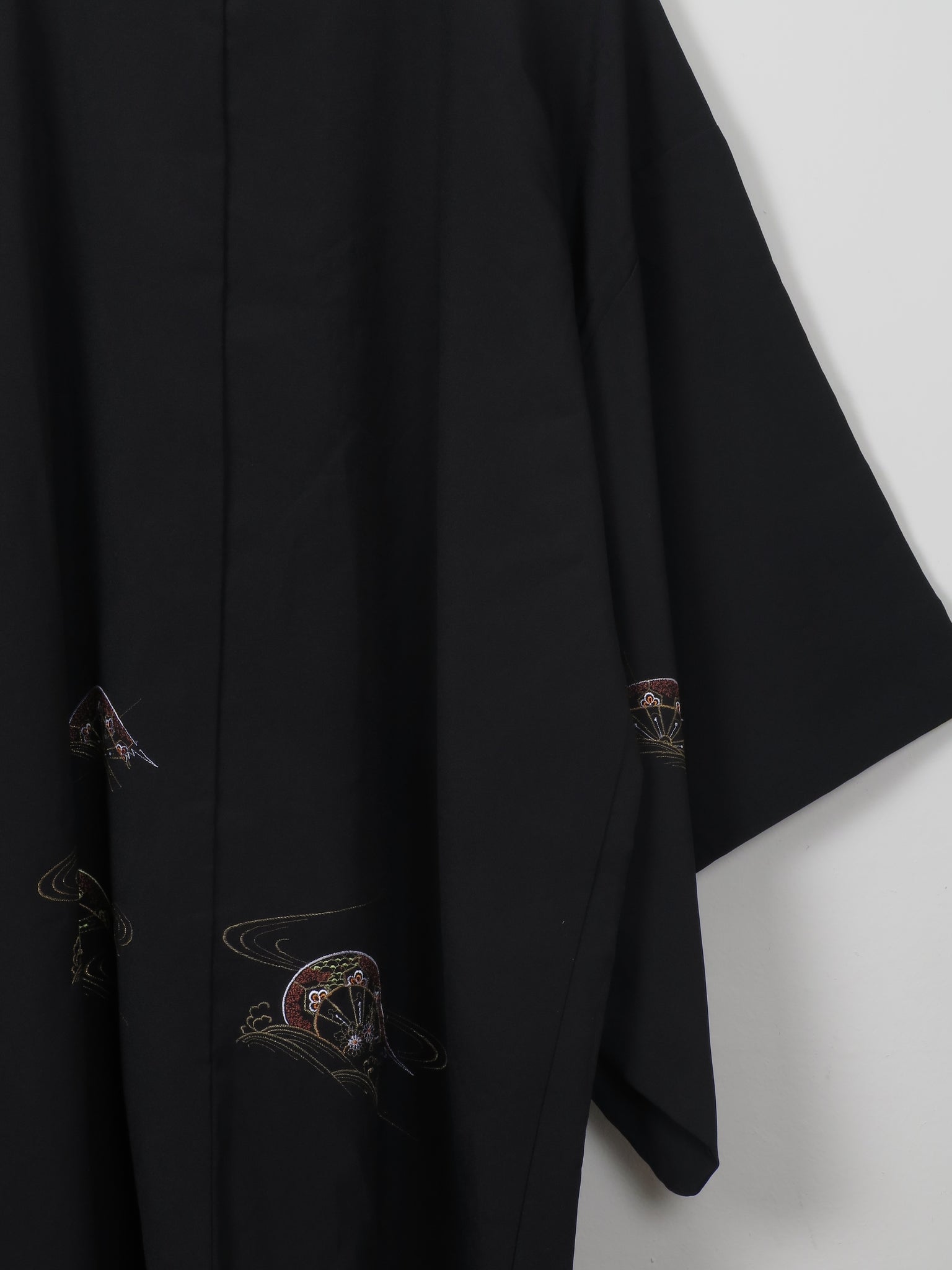 Vintage Black Kimono M - The Harlequin