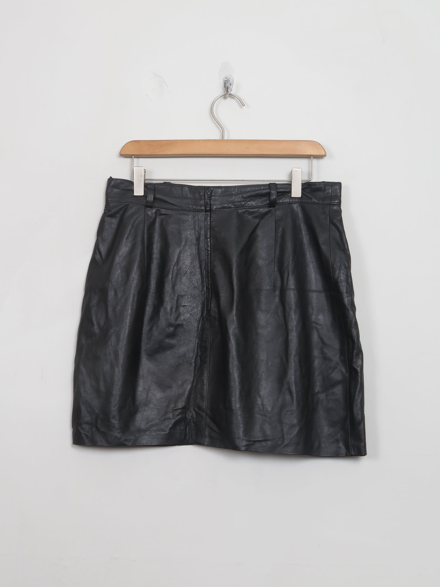 Vintage Black Leather Mini Skirt 31" W - The Harlequin