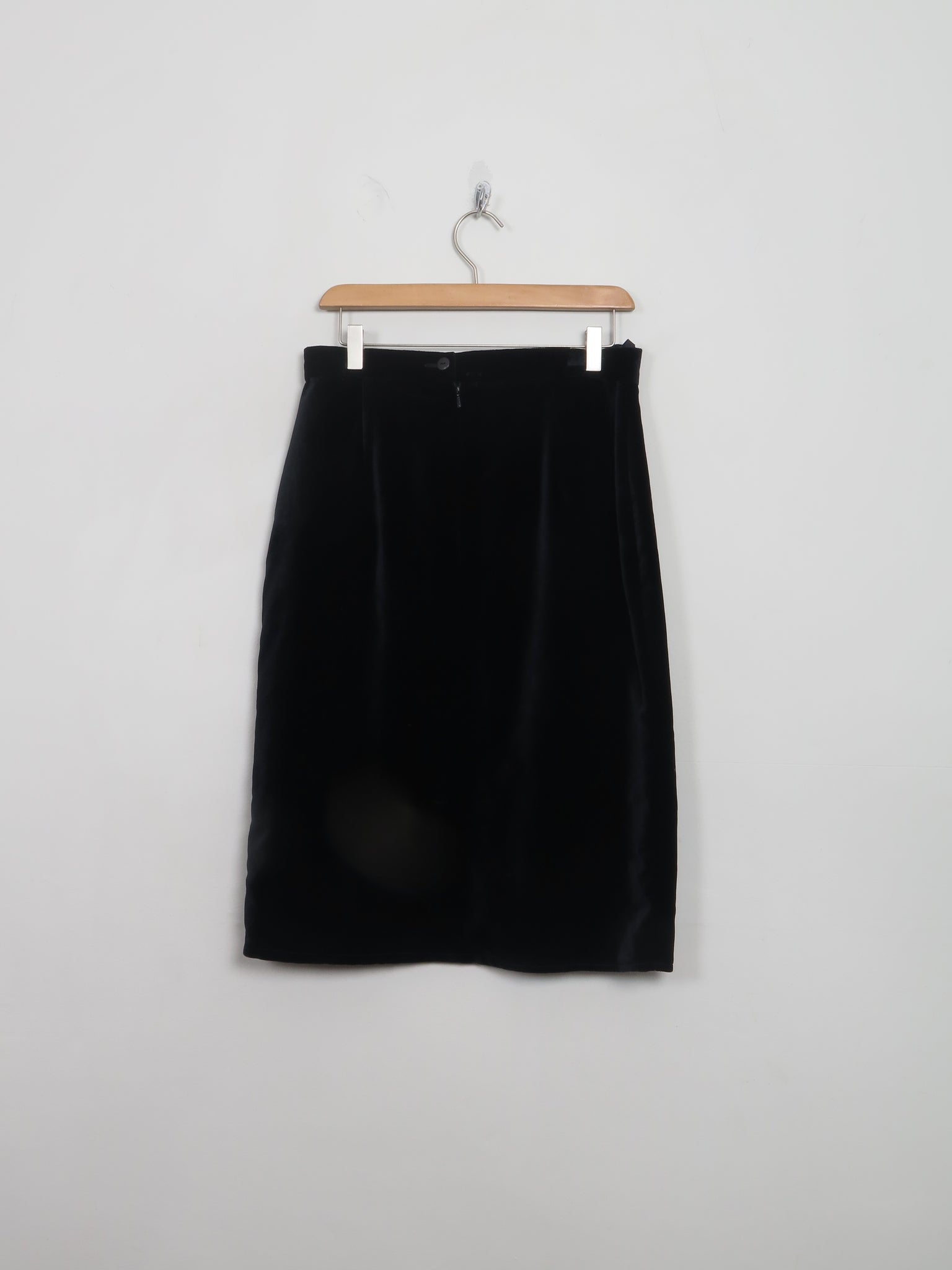 Vintage Black Velvet Pencil Skirt 30"W S/M - The Harlequin