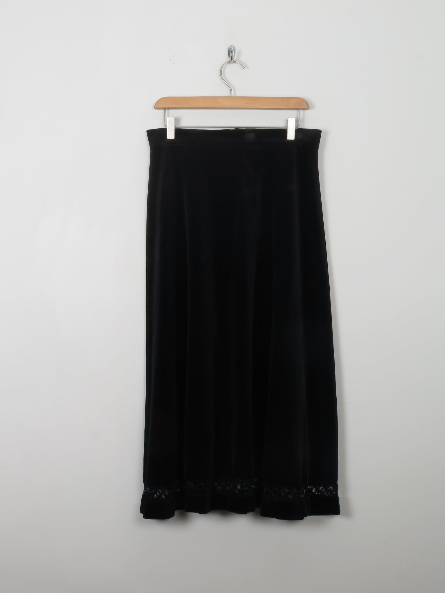 Vintage Black Velvet Midi Skirt 30W - The Harlequin