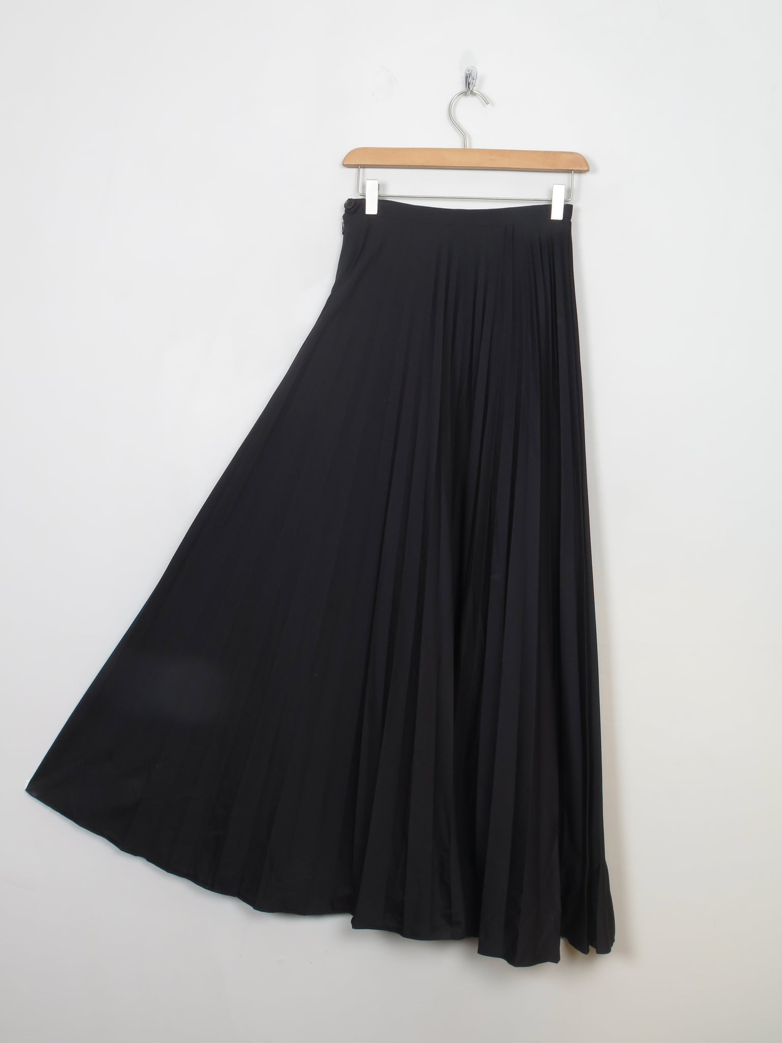 Vintage Black Long Pleated Skirt XS 25" W