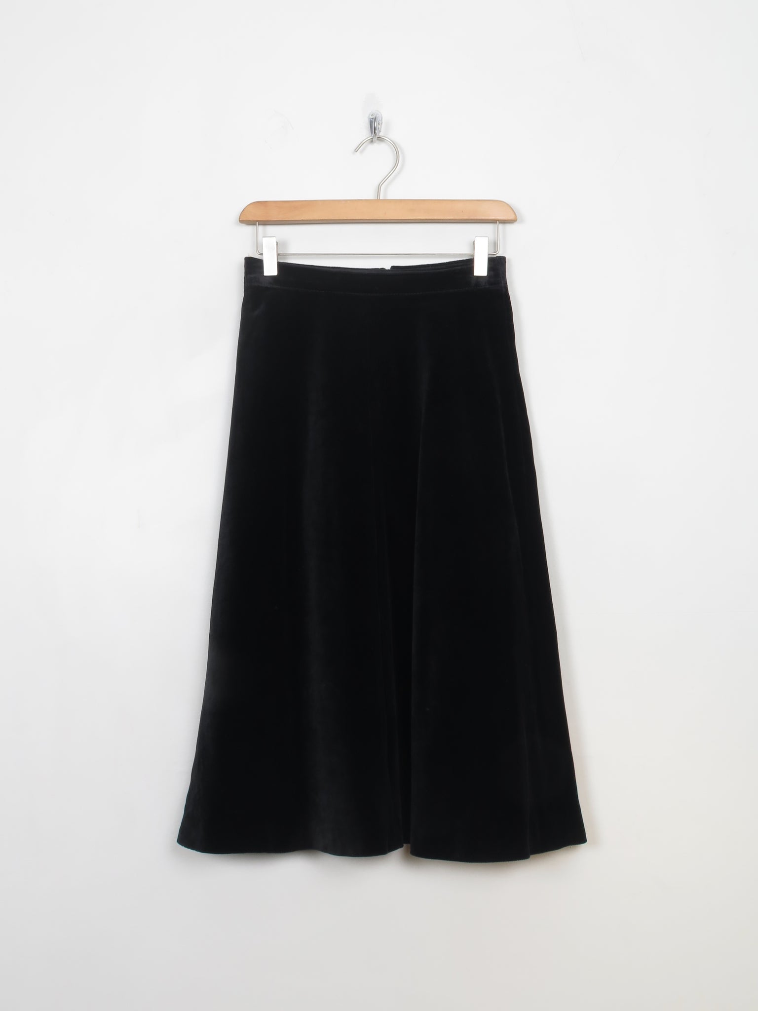 Vintage Black Velvet Knee Length Skirt 25"W