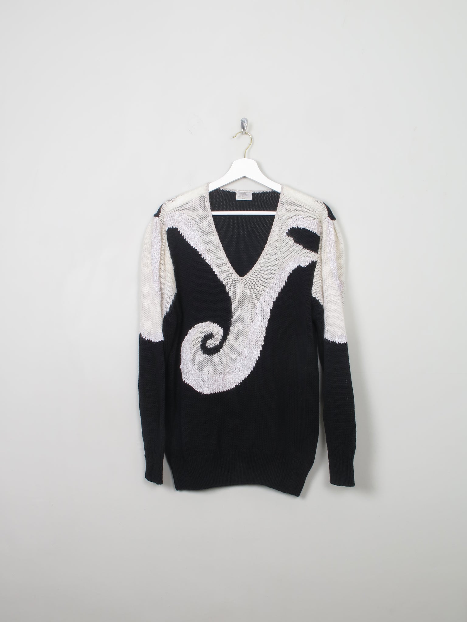 Women's Vintage Black & White Jumper M/L - The Harlequin