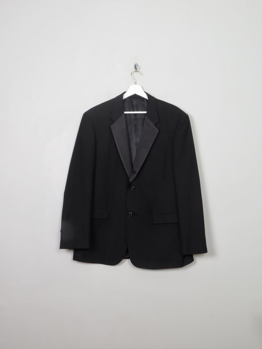 Men's Vintage Black Dinner Tuxedo Jacket 42" - The Harlequin