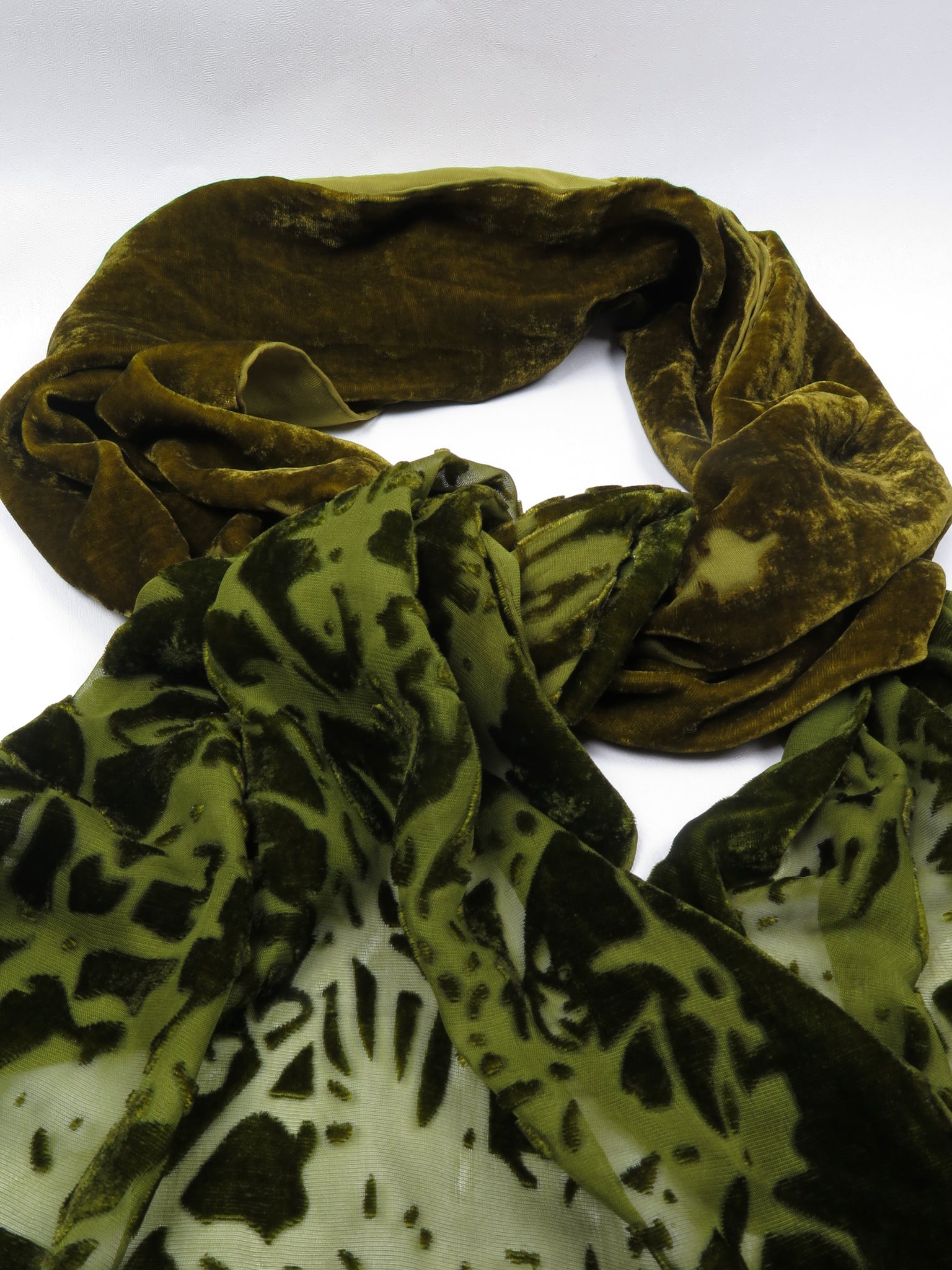 Women's Green Devore Velvet Scarf - The Harlequin