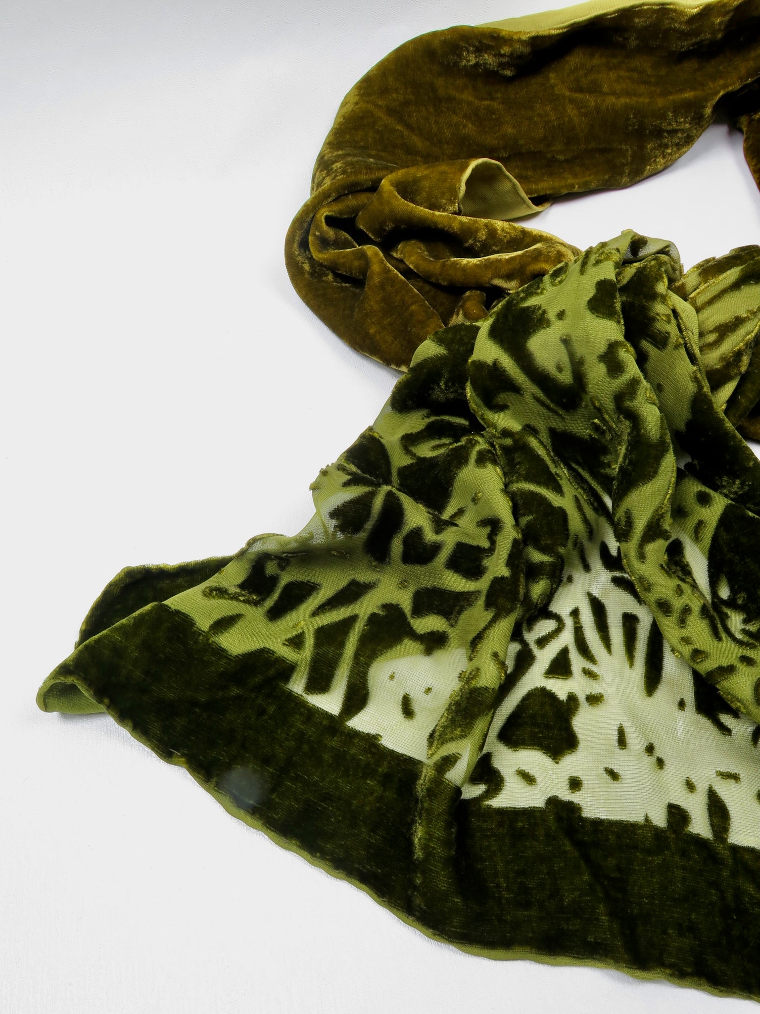 Women's Green Devore Velvet Scarf - The Harlequin