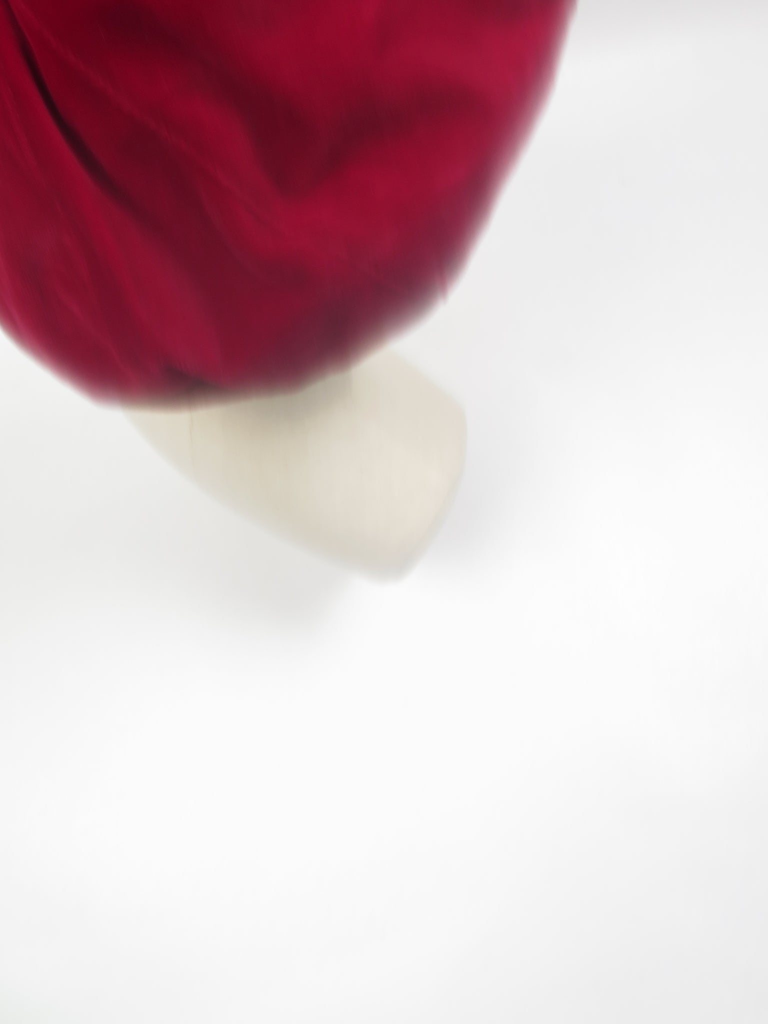 Vintage Wine Velvet 70s Beret Style Hat M/L