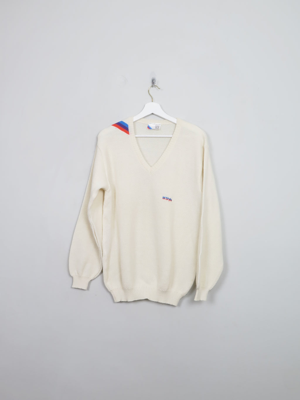 Vintage Cream Men's V-Neck Jumper S/M