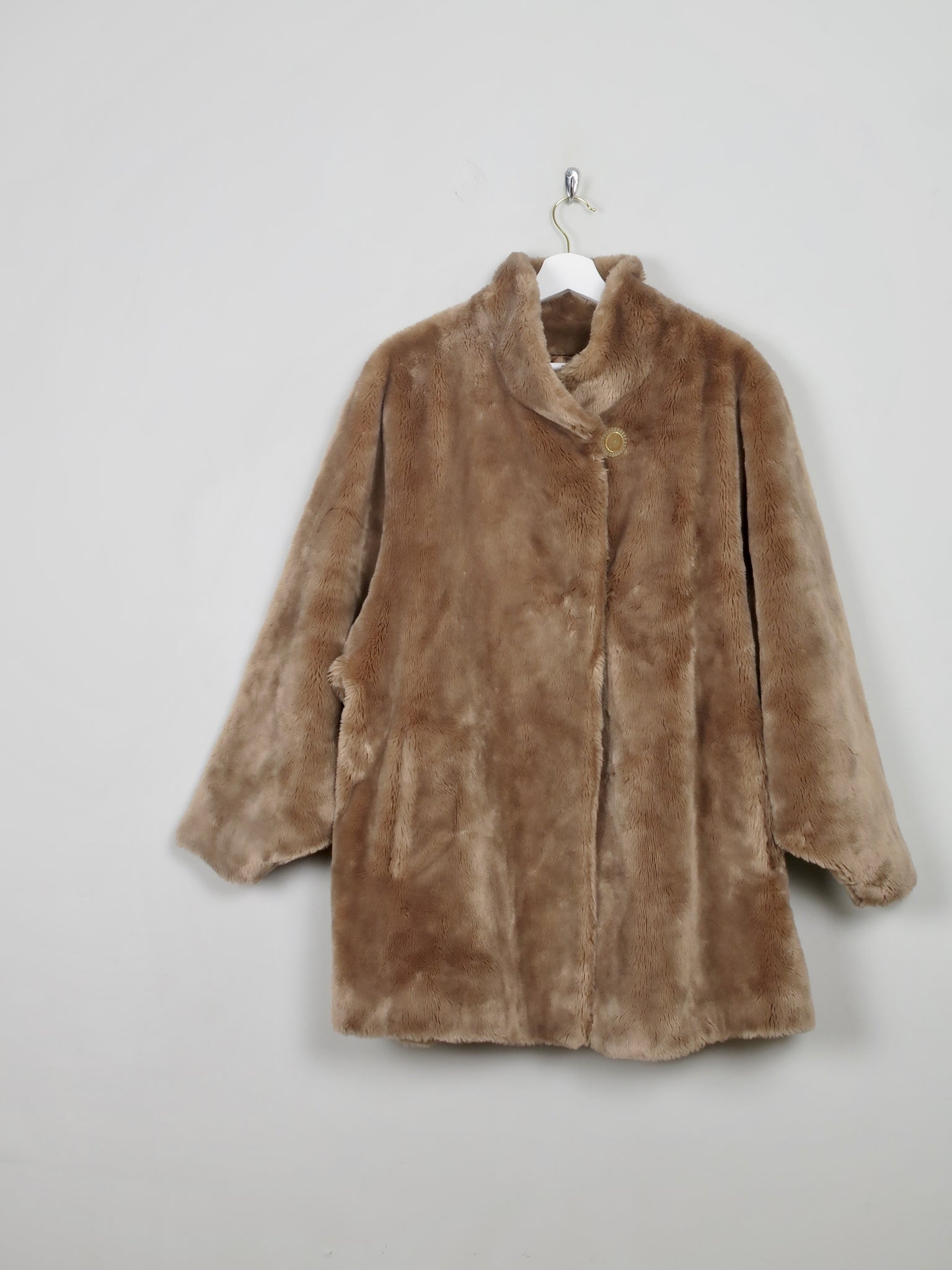 Women's Vintage Light Brown Faux Fur Swing Coat M/L