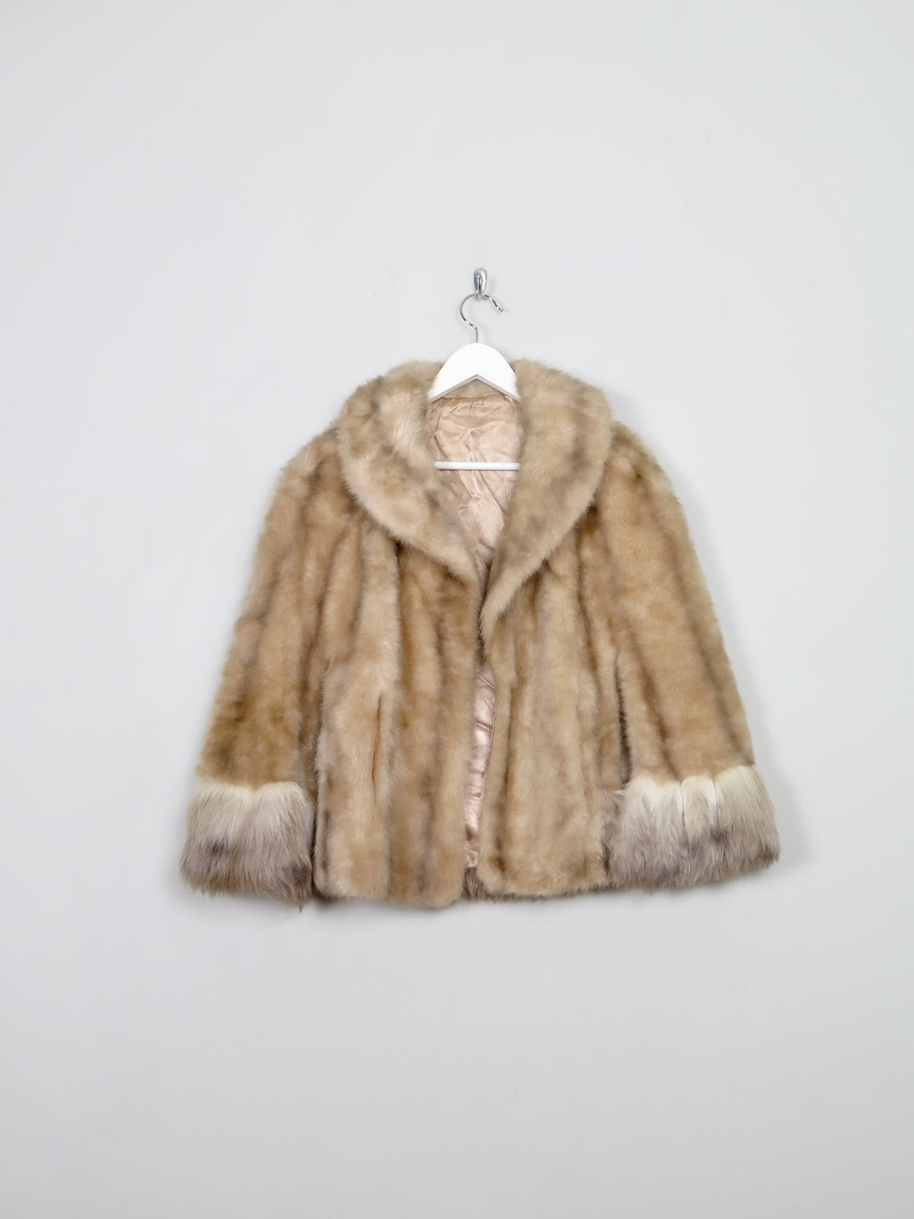 Women's Vintage Faux Fur Cape S/M