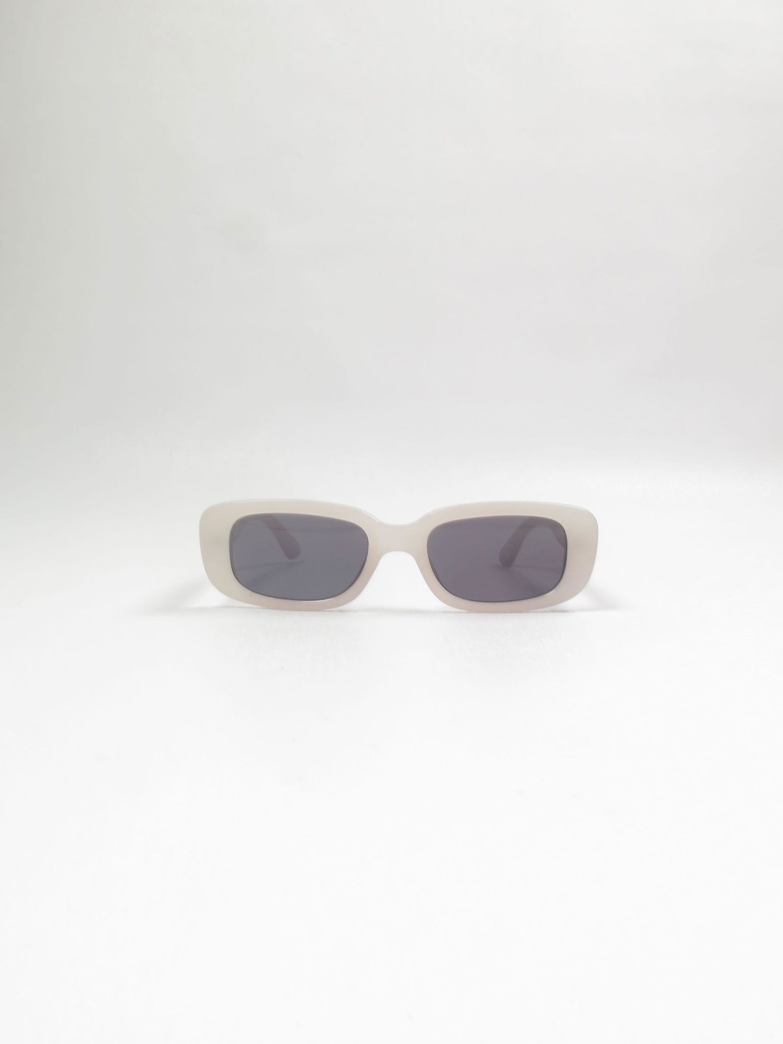 Lucy Low Vintage Style Rectangle Women's Sunglasses - The Harlequin