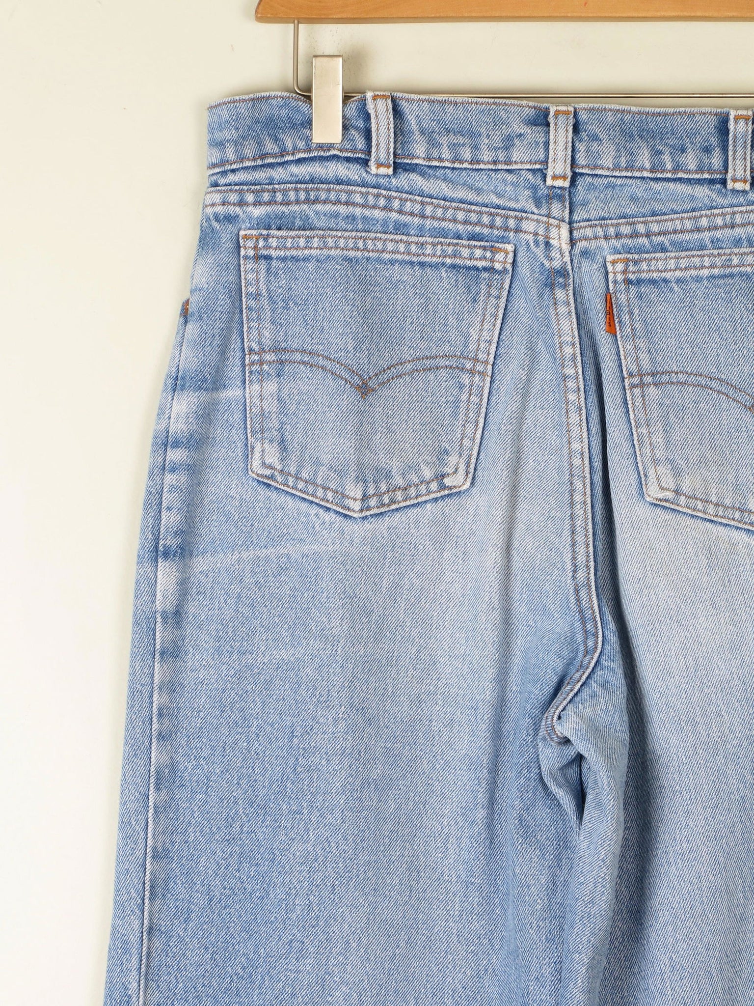 Men's Blue Denim Vintage Orange Tab Levi's Jeans 32"/36"L - The Harlequin