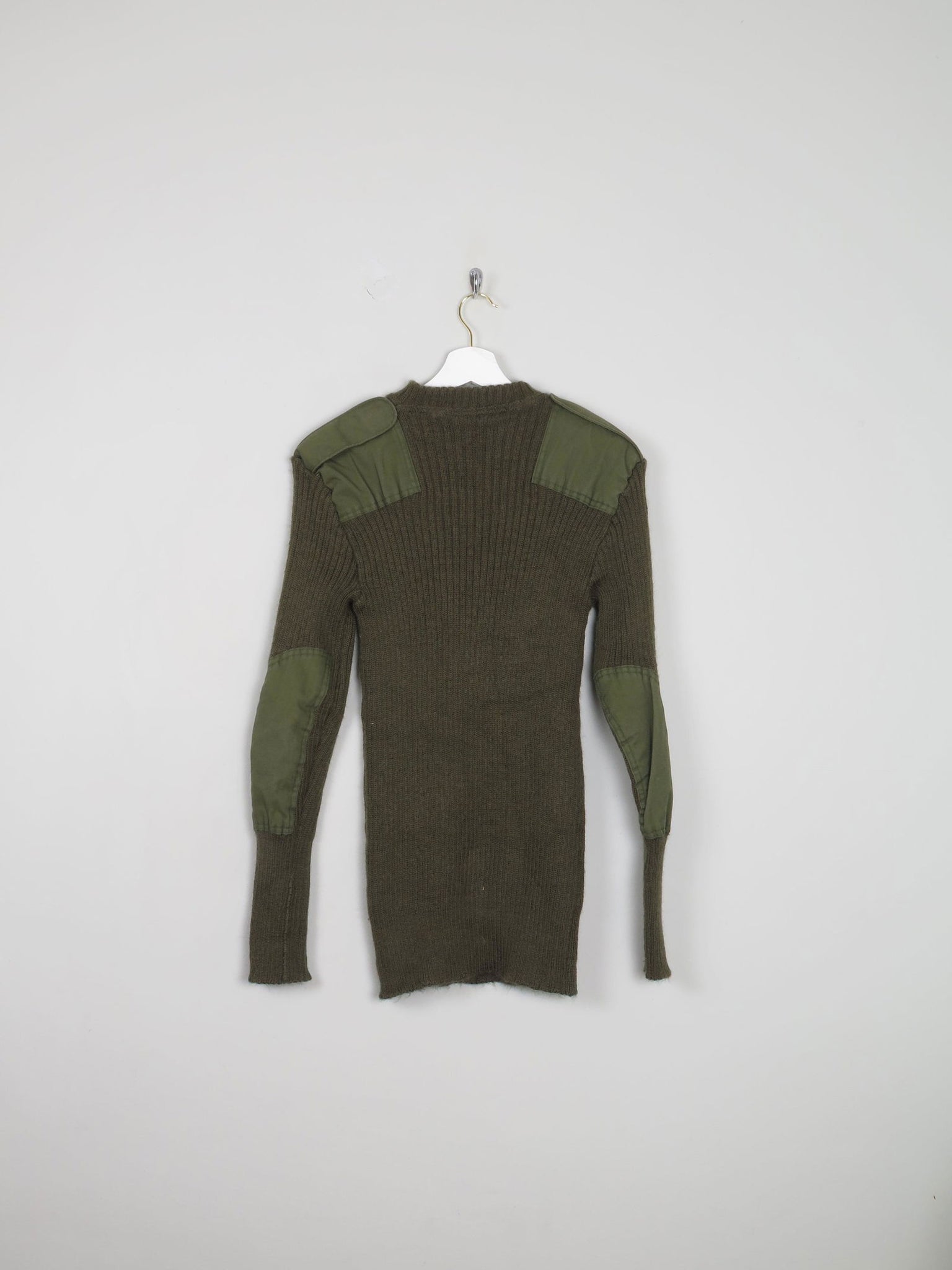 Men's Green Vintage Army Jumper S/M - The Harlequin