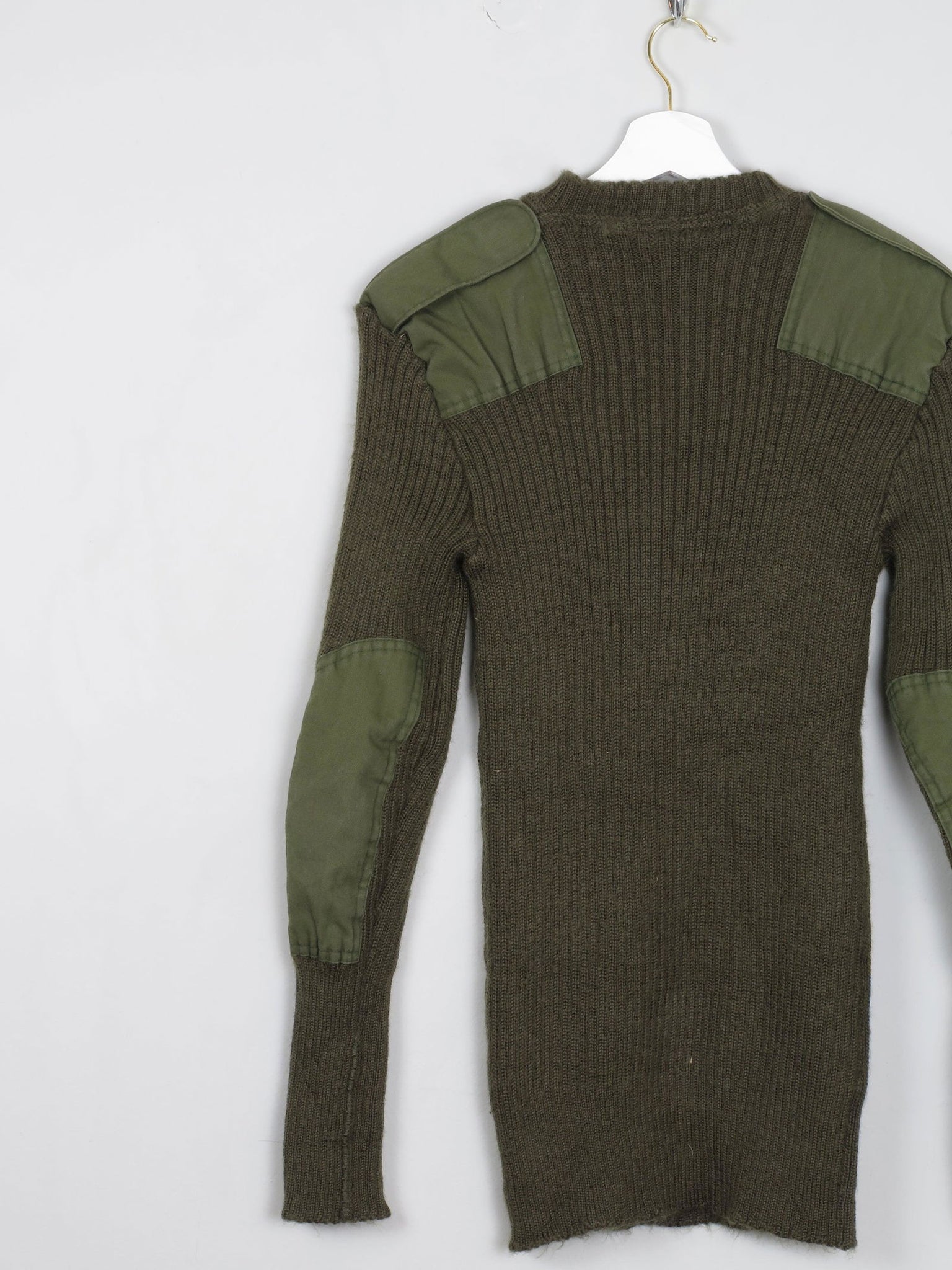 Men's Green Vintage Army Jumper S/M - The Harlequin